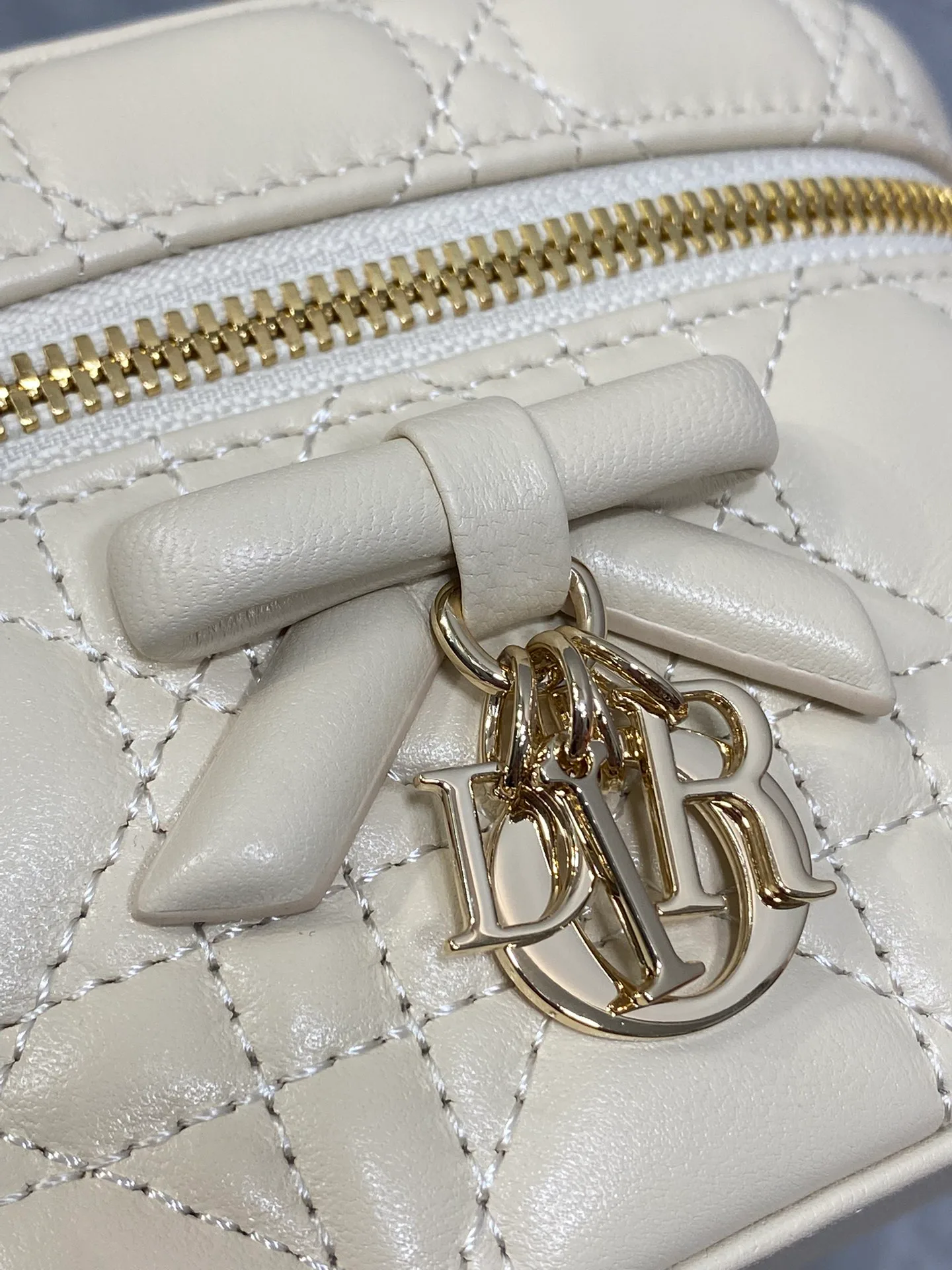 Клатчи Женские Christian Dior 12189463