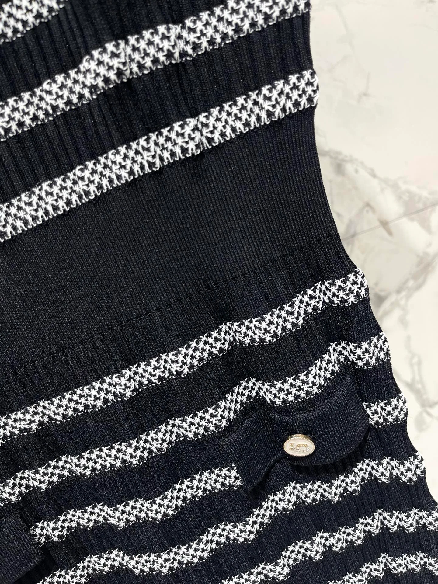 Платья Женские Chanel 10889822