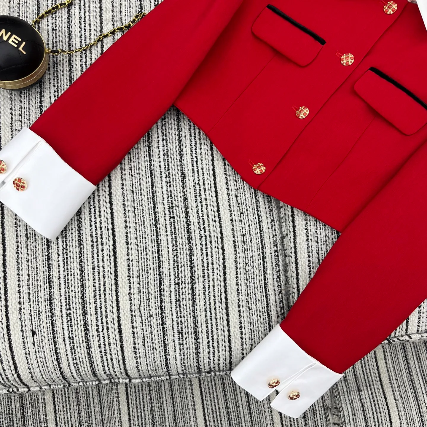 Куртки И Пуховики Женские Chanel 21646