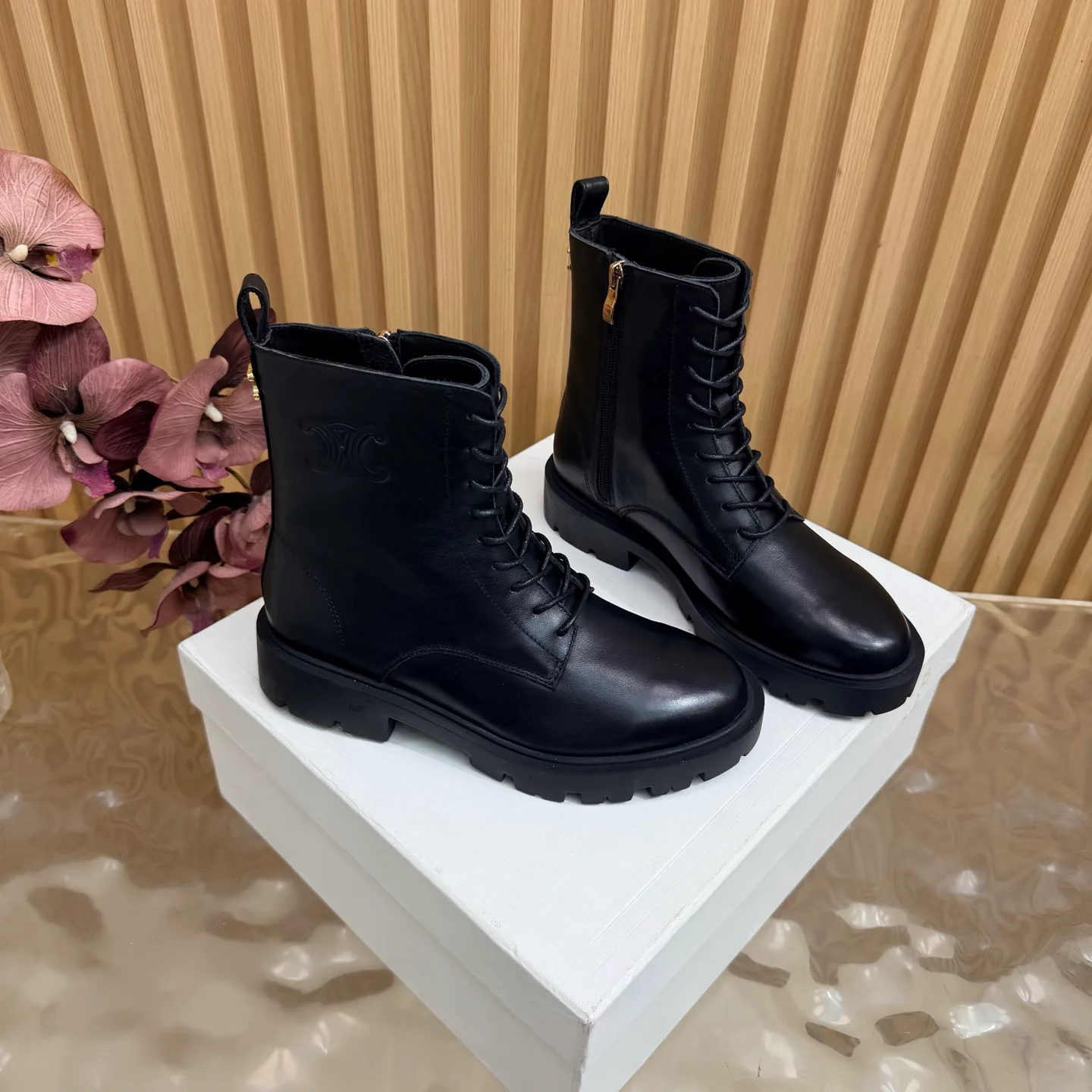 Ботинки Женские Celine 18235175