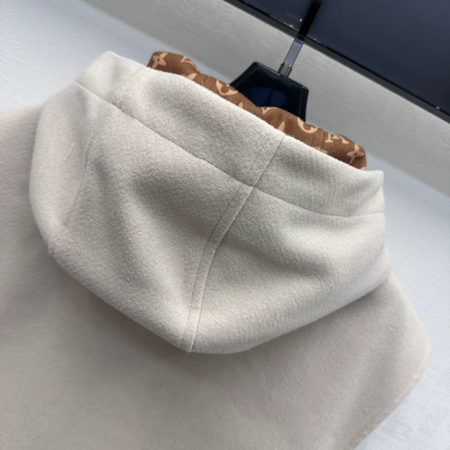 Жилеты Женские Louis Vuitton 18631431