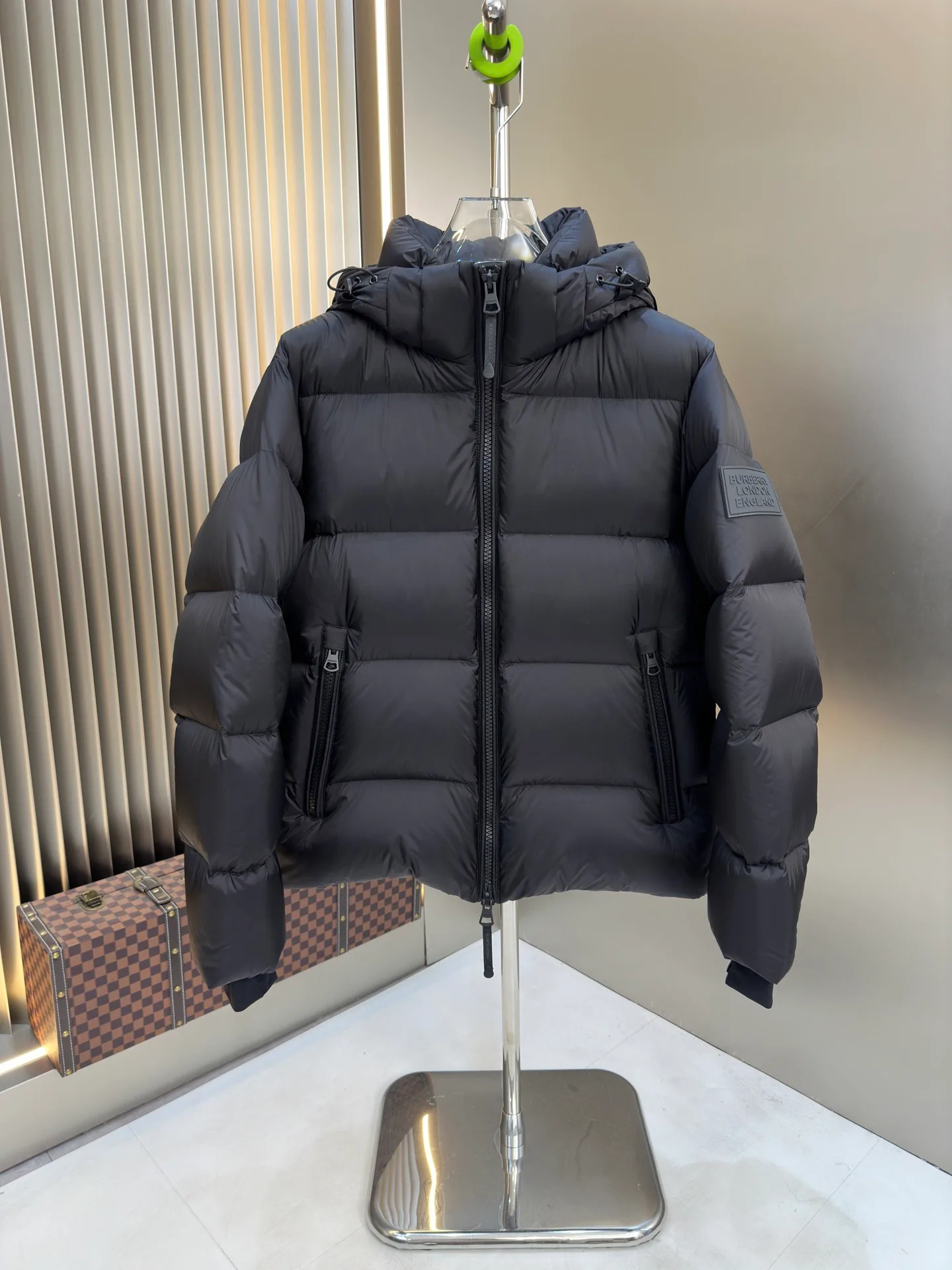 Куртки И Пуховики Женские Burberry 17922009
