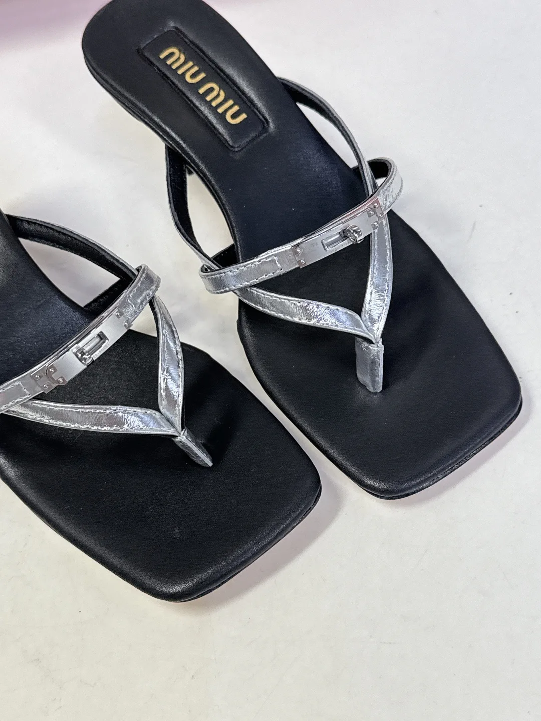 Босоножки Женские Miu Miu 1895101