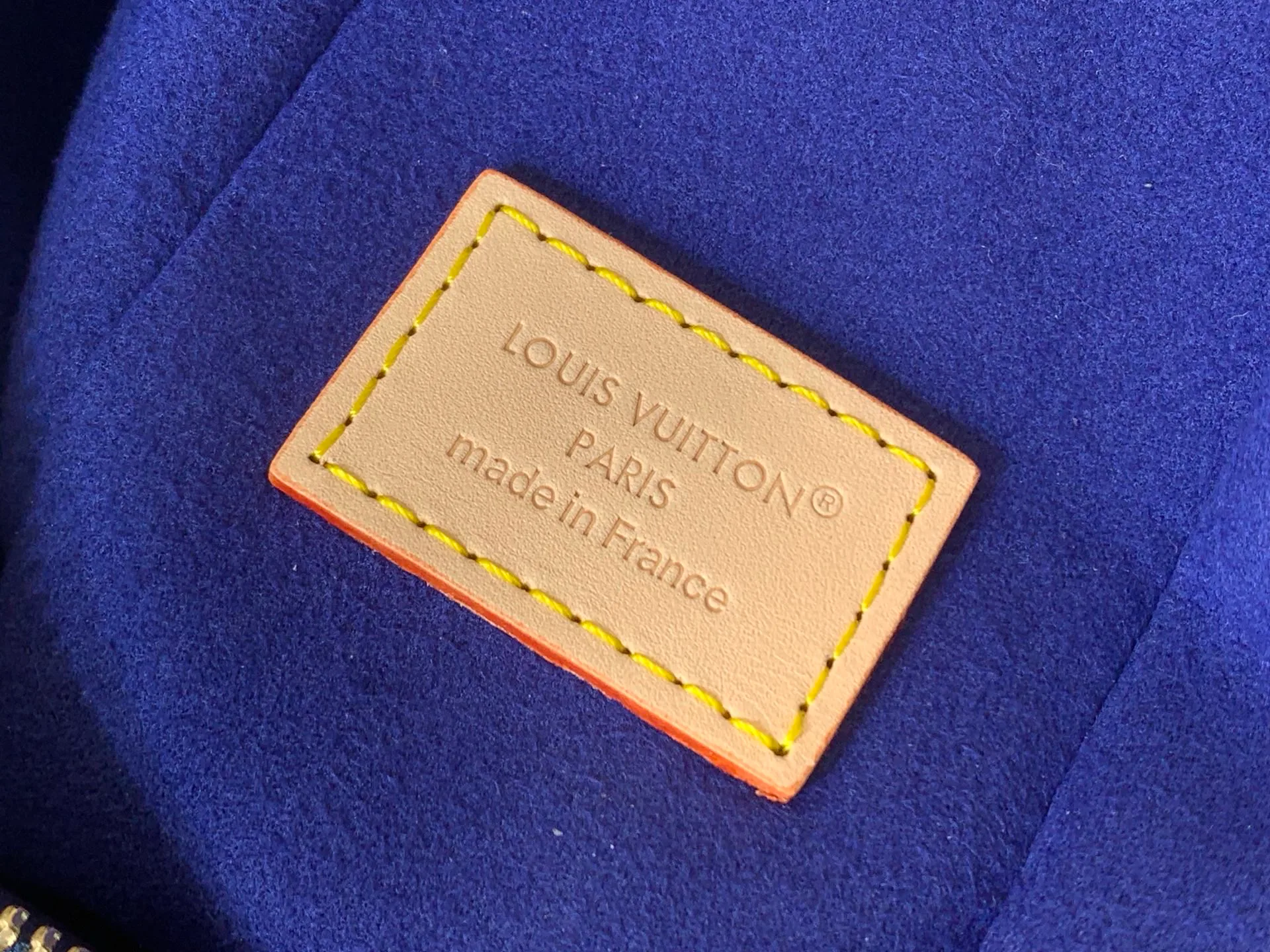 Классические Сумки Женские Louis Vuitton 11617437