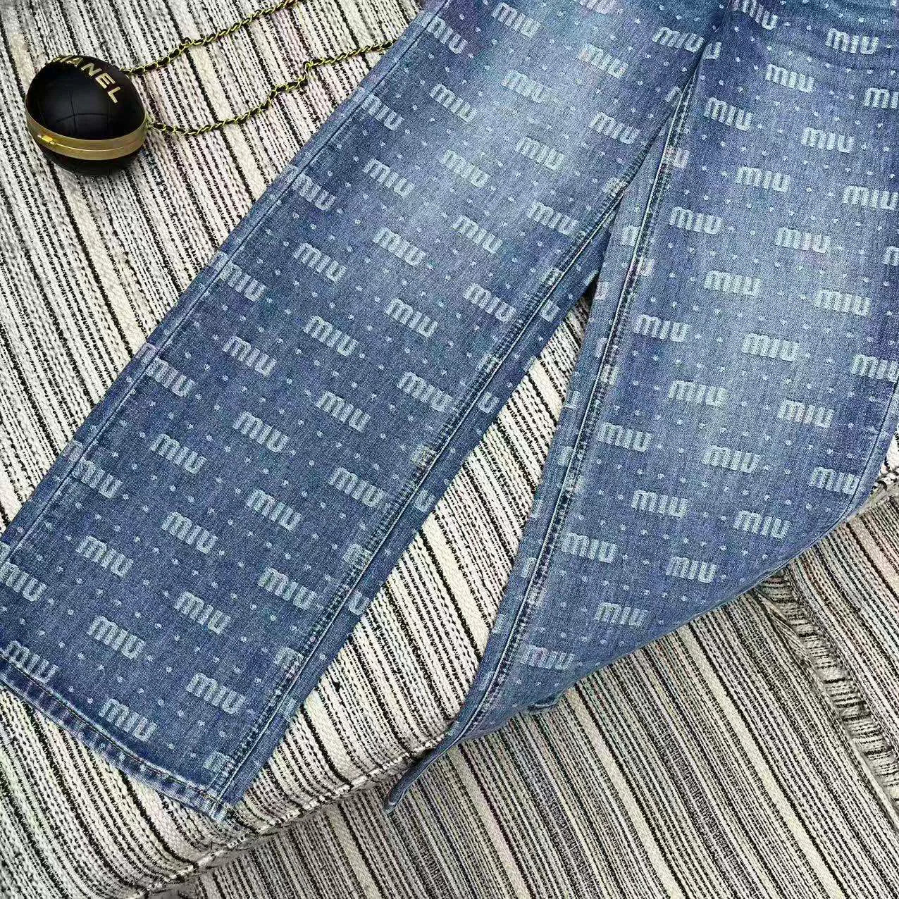 Джинсы Женские Miu Miu 11227154