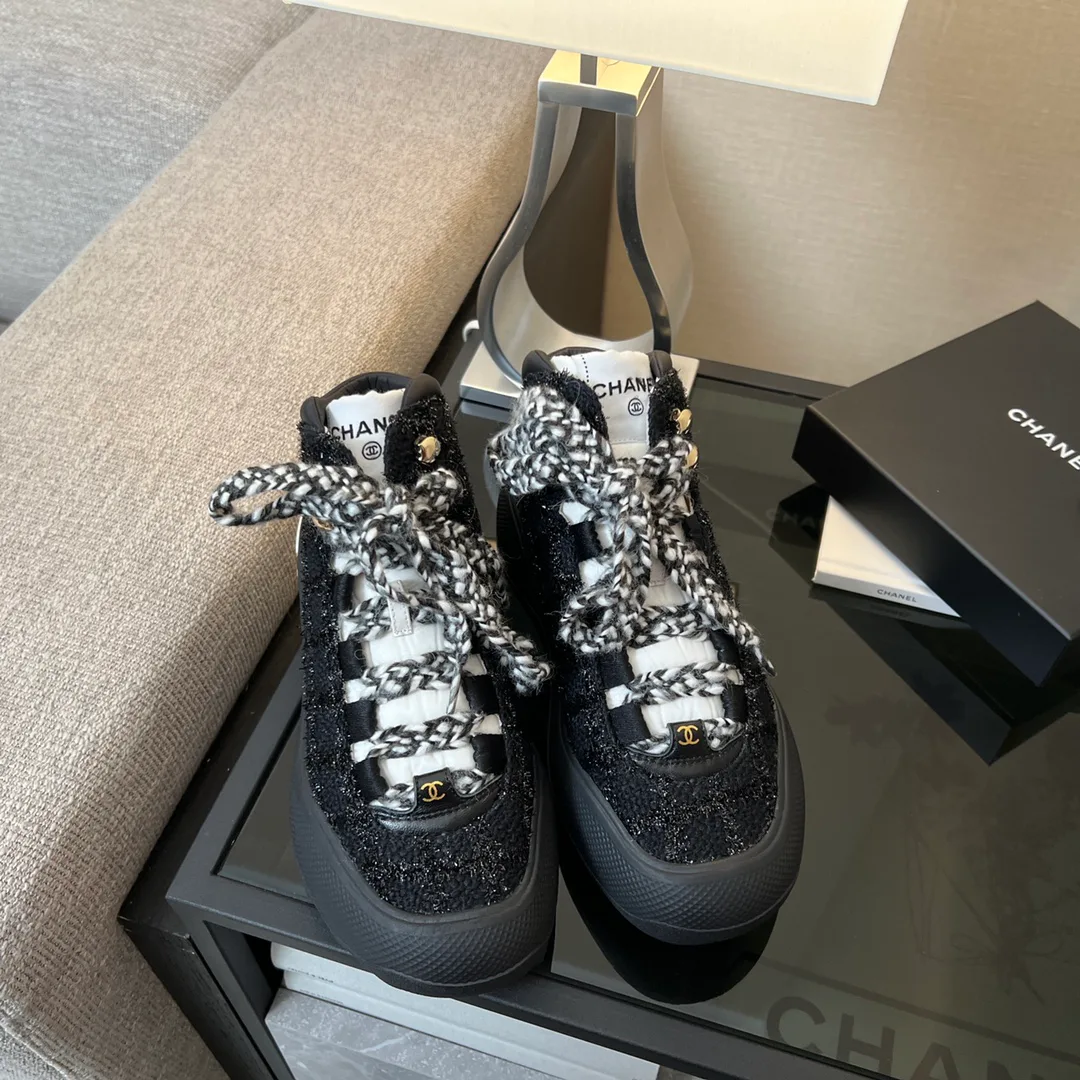Кроссовки Женские Chanel 2937726