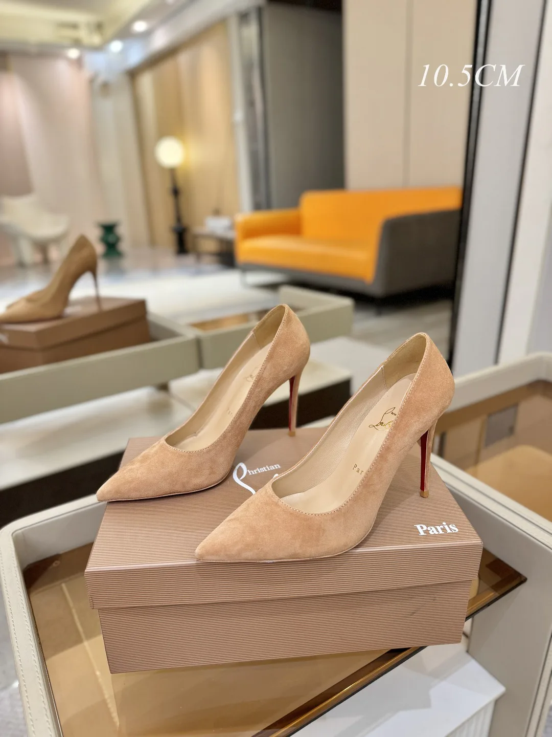 Туфли Женские Christian Louboutin 11079884