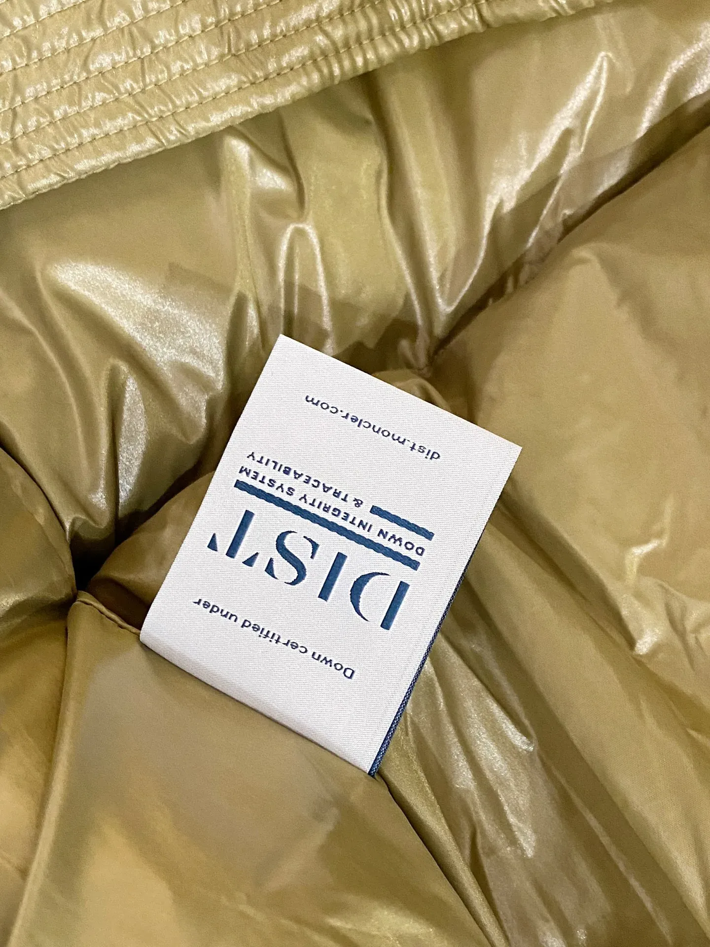 Куртки И Пуховики Мужские Moncler 1807069