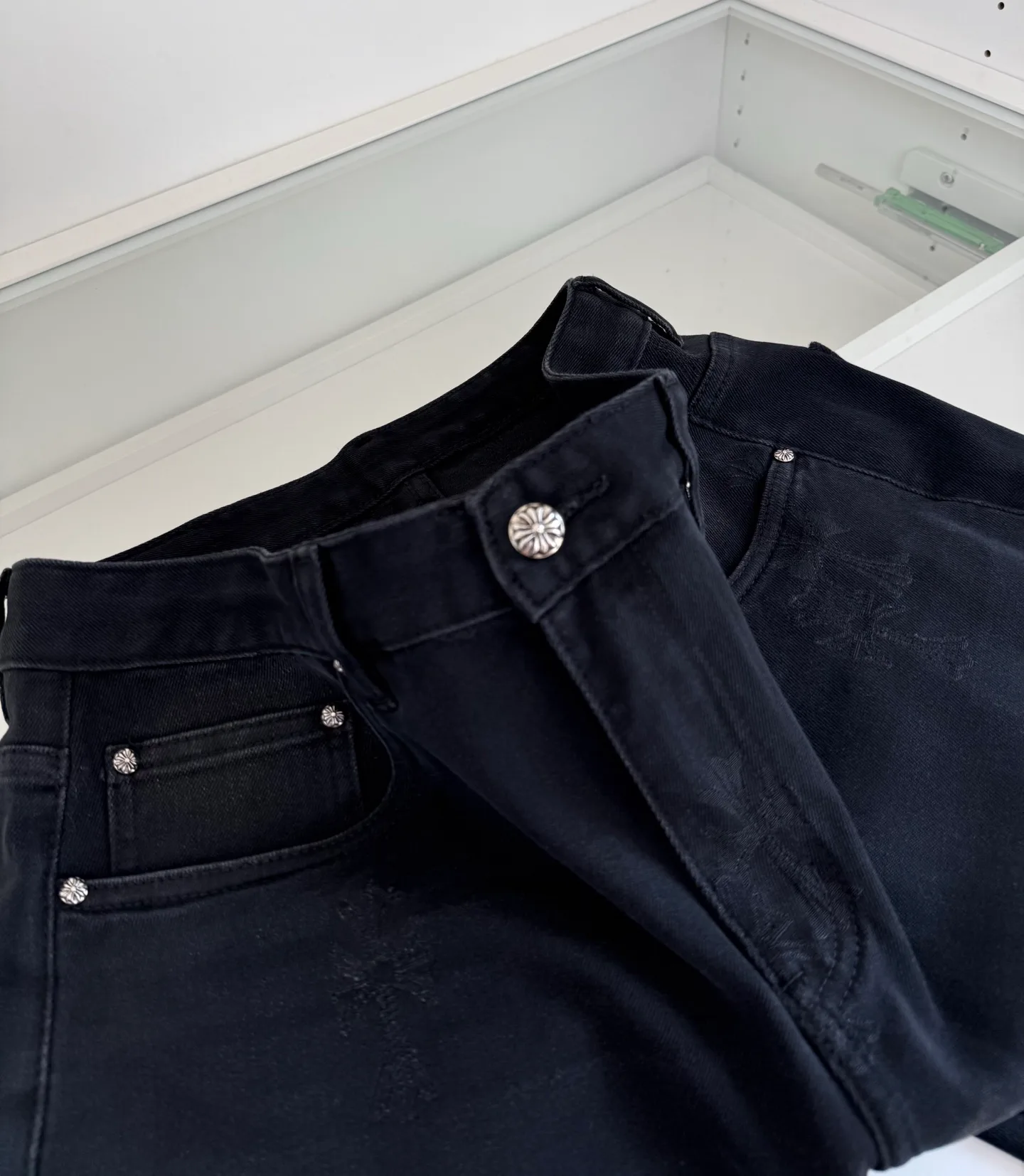 Джинсы Мужские Chrome Hearts 18566977