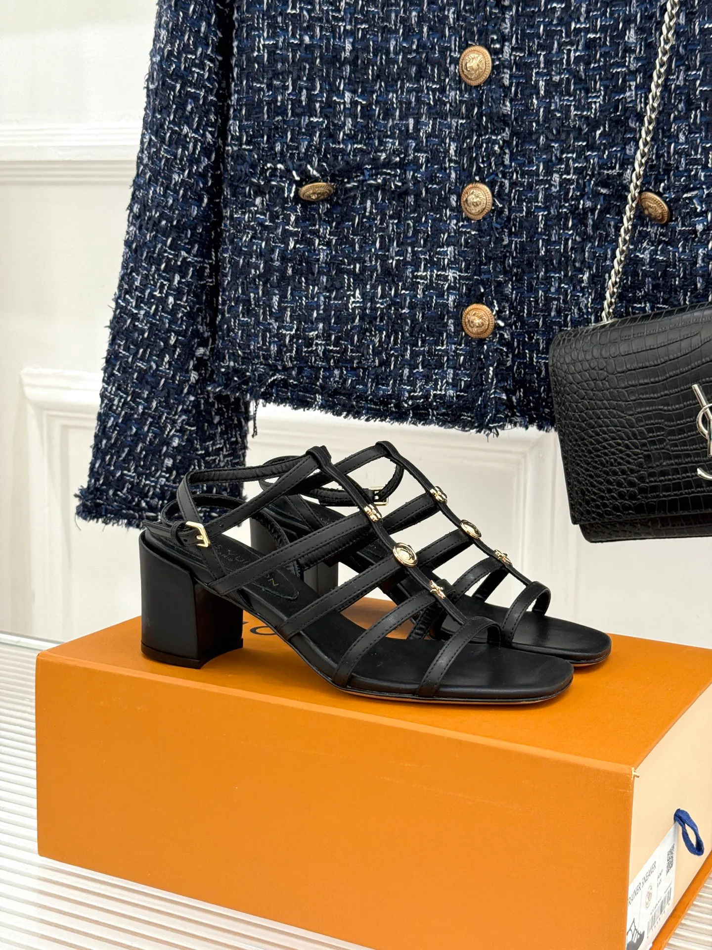 Босоножки Женские Louis Vuitton 17234886