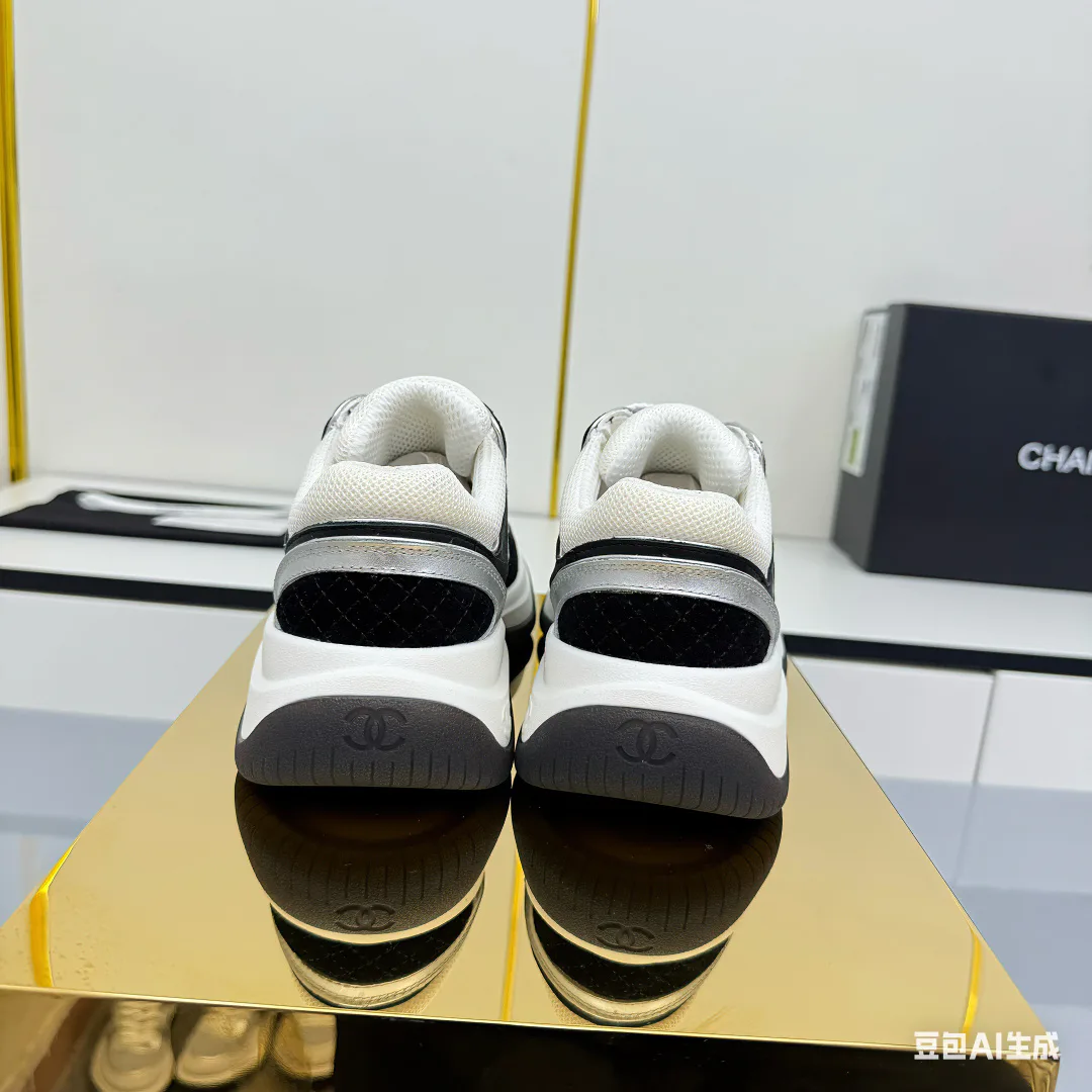 Кроссовки Женские Chanel 4502745