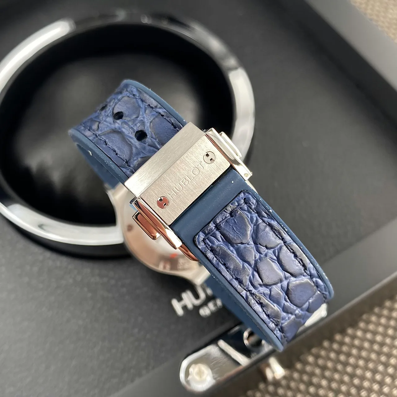 Часы Женские Hublot 17638285