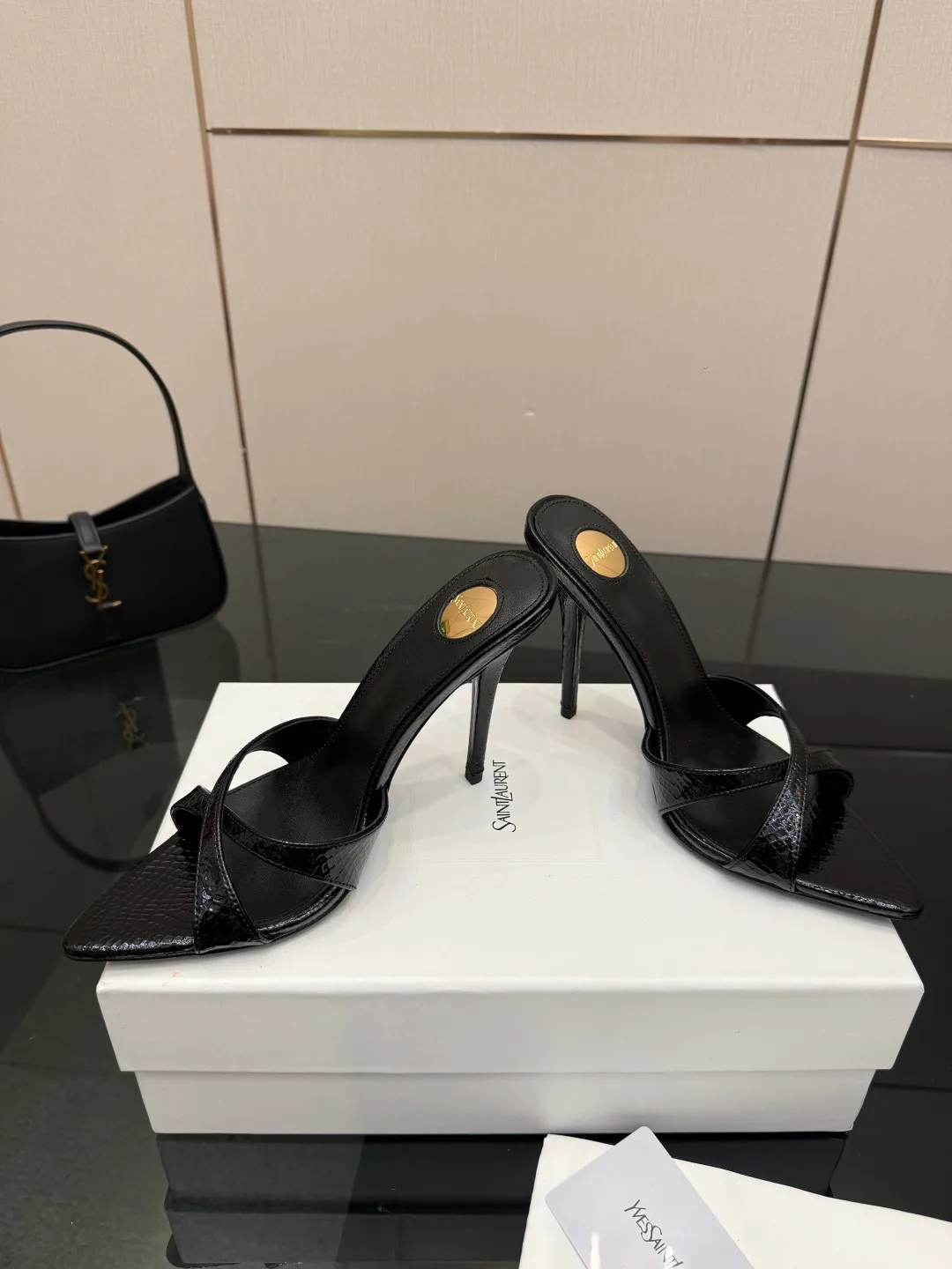 Босоножки Женские Saint Laurent 11409912
