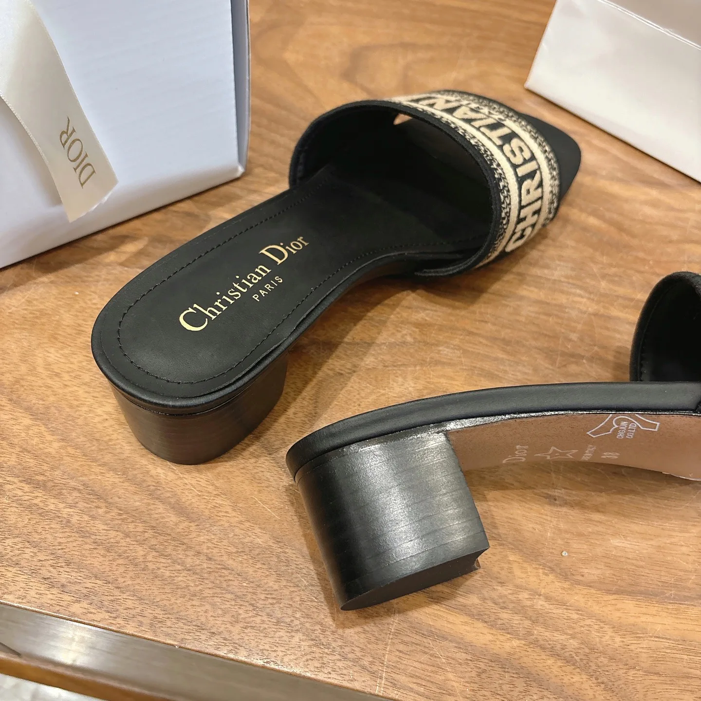 Босоножки Женские Christian Dior 1137339
