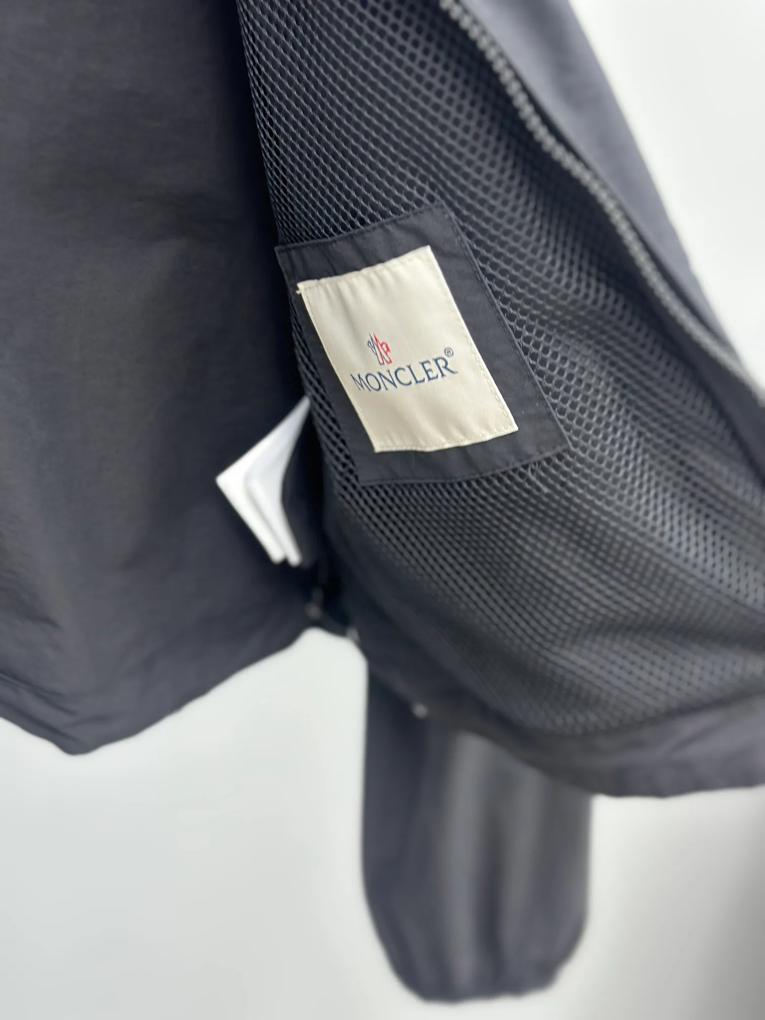 Куртки И Пуховики Женские Moncler 11400335