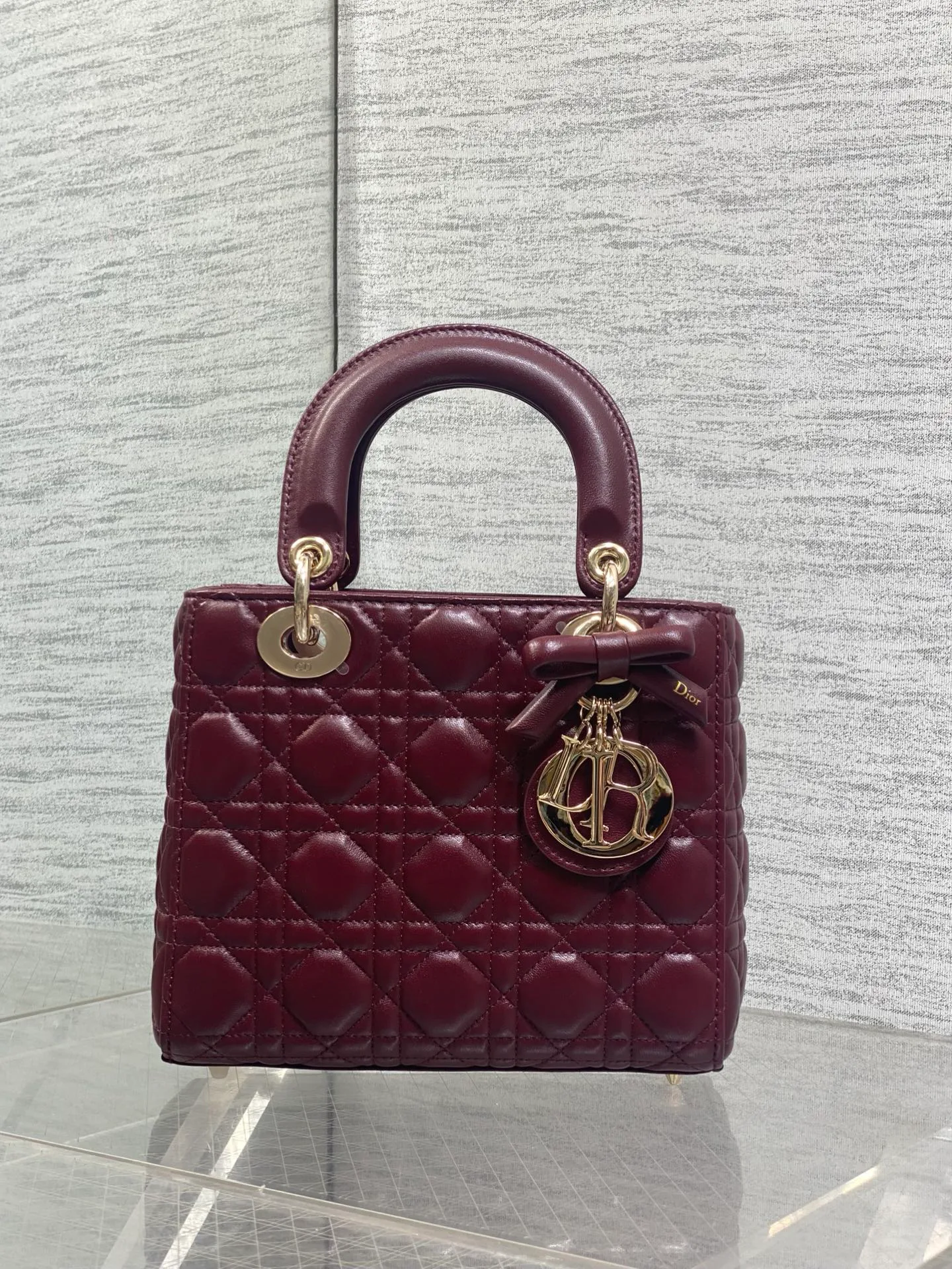 Классические Сумки Женские Christian Dior 17601477