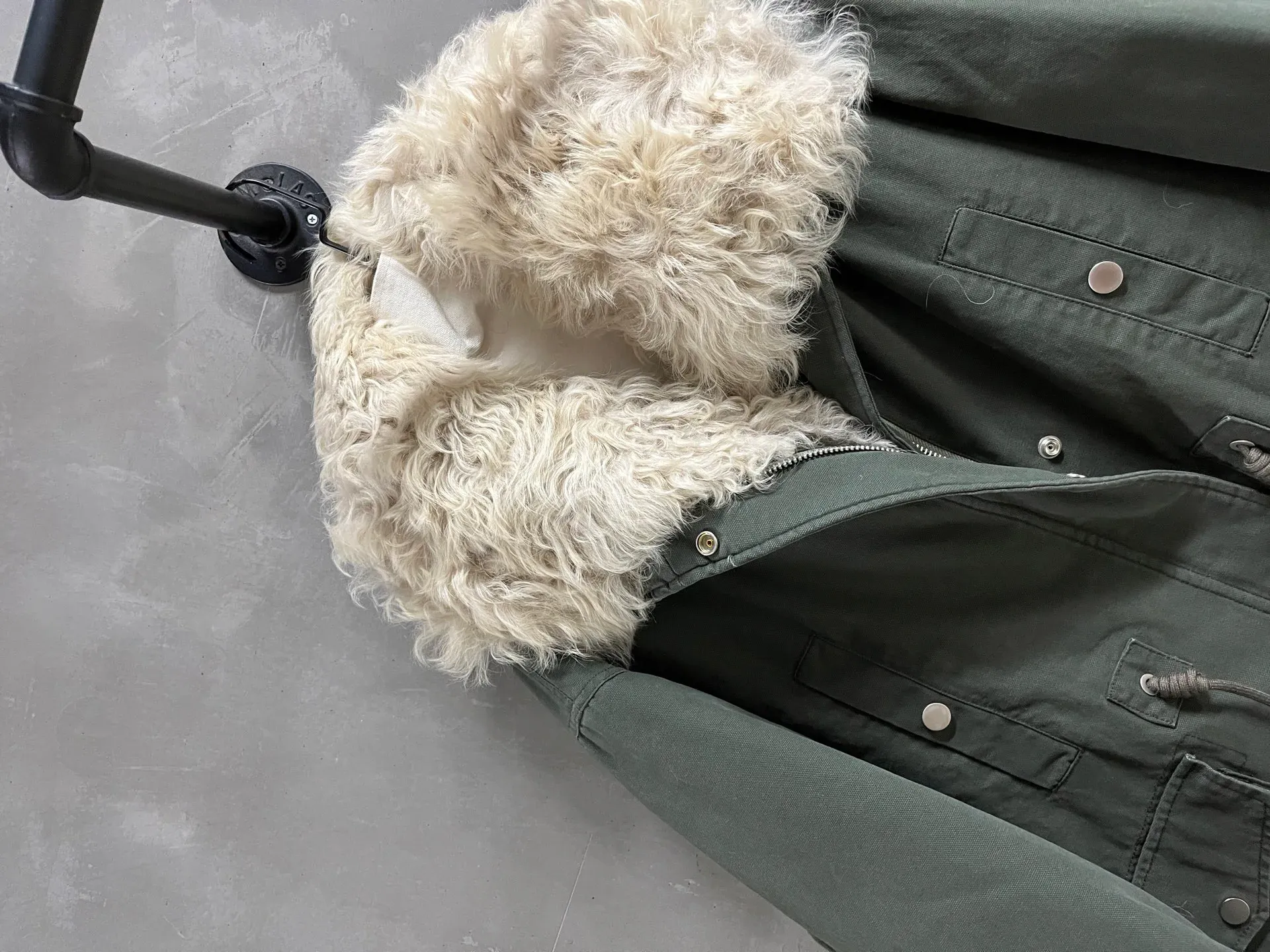 Куртки И Пуховики Женские Saint Laurent 662208