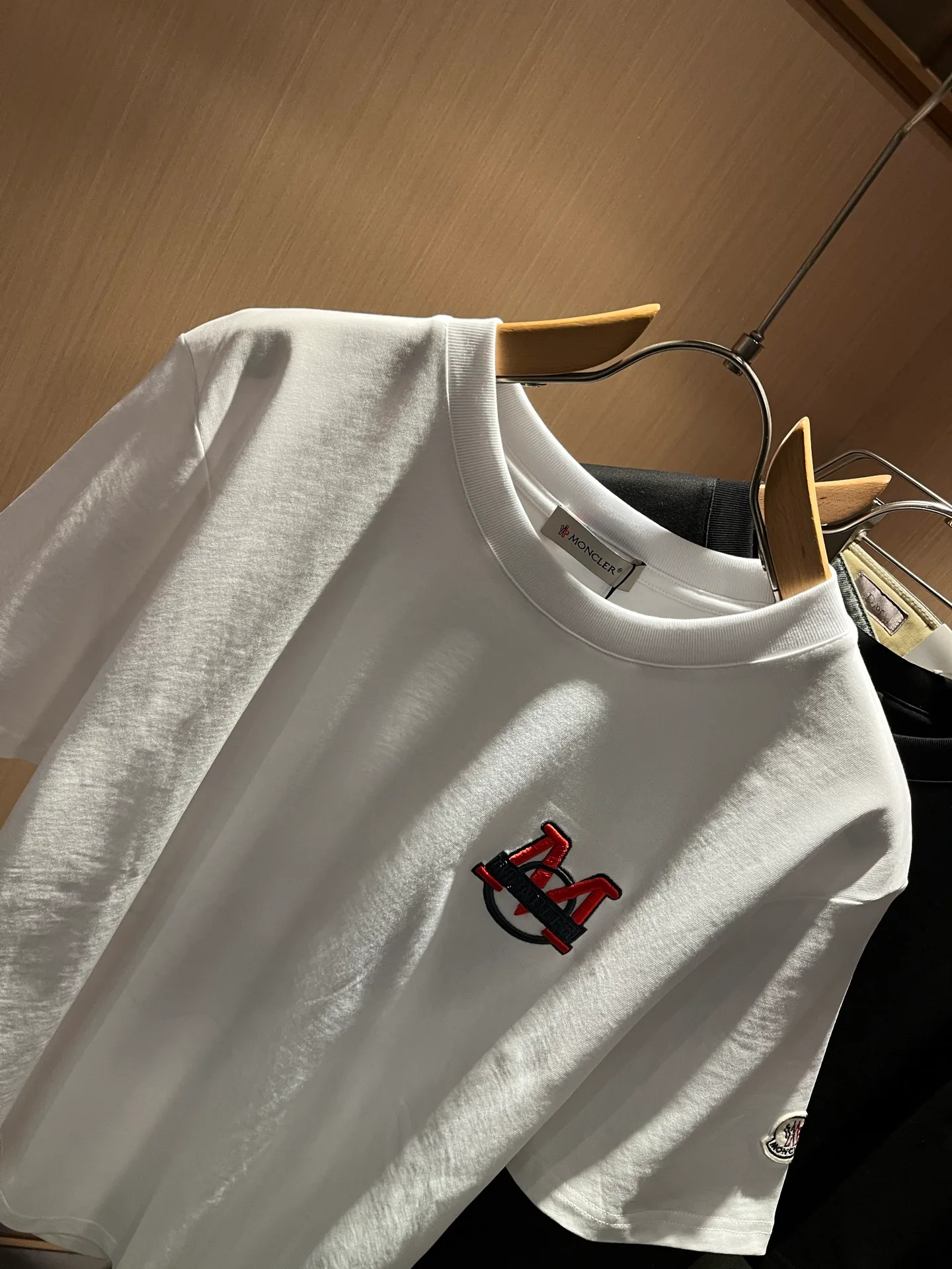 Футболки Женские Moncler 10242316