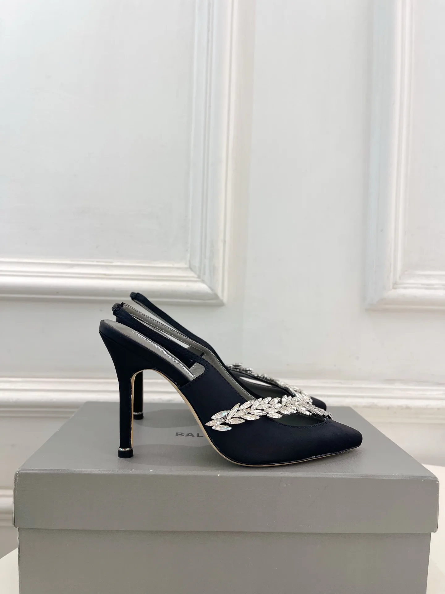 Туфли Женские Balenciaga 17506917