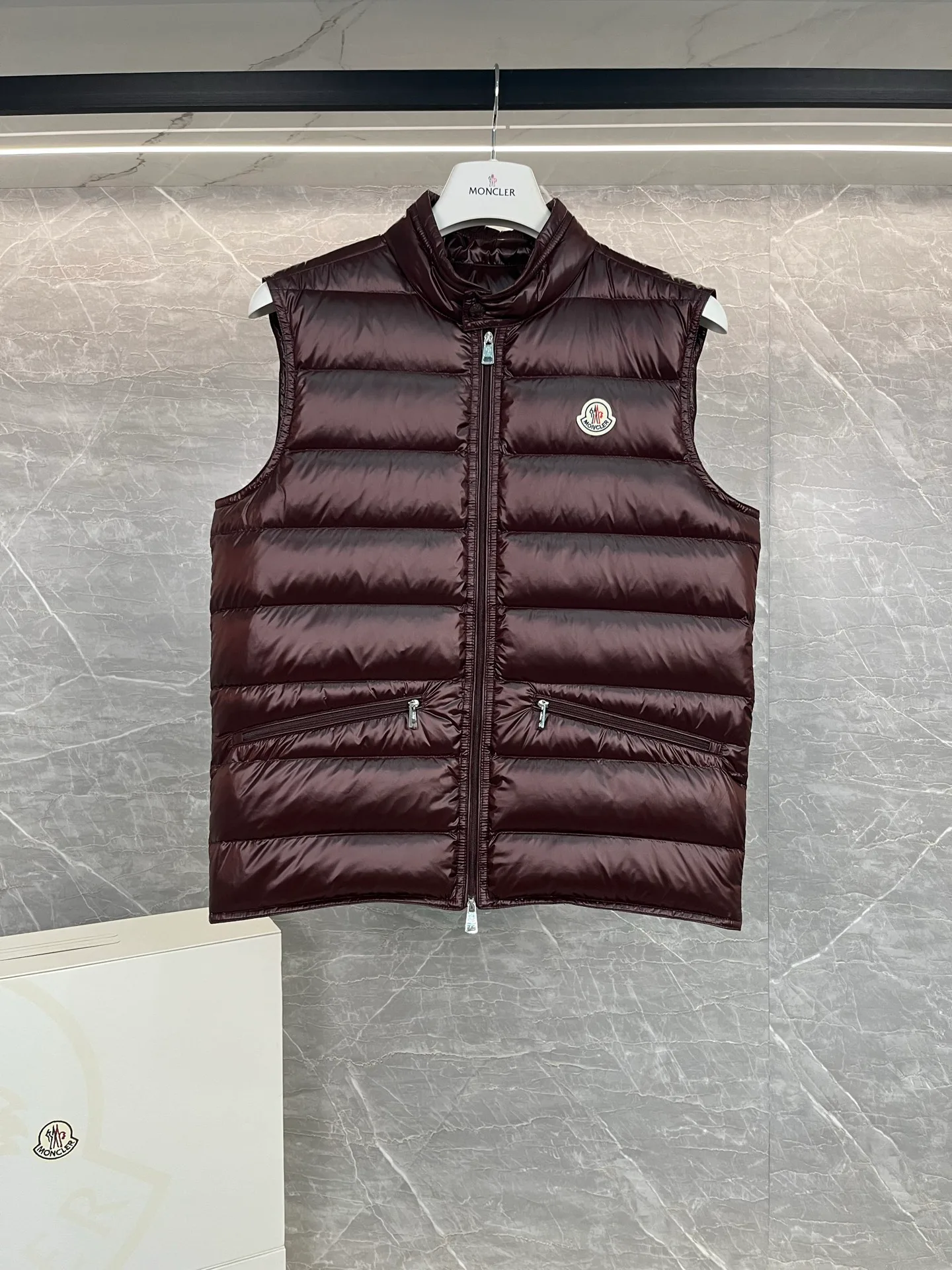 Жилеты Женские Moncler 18199686