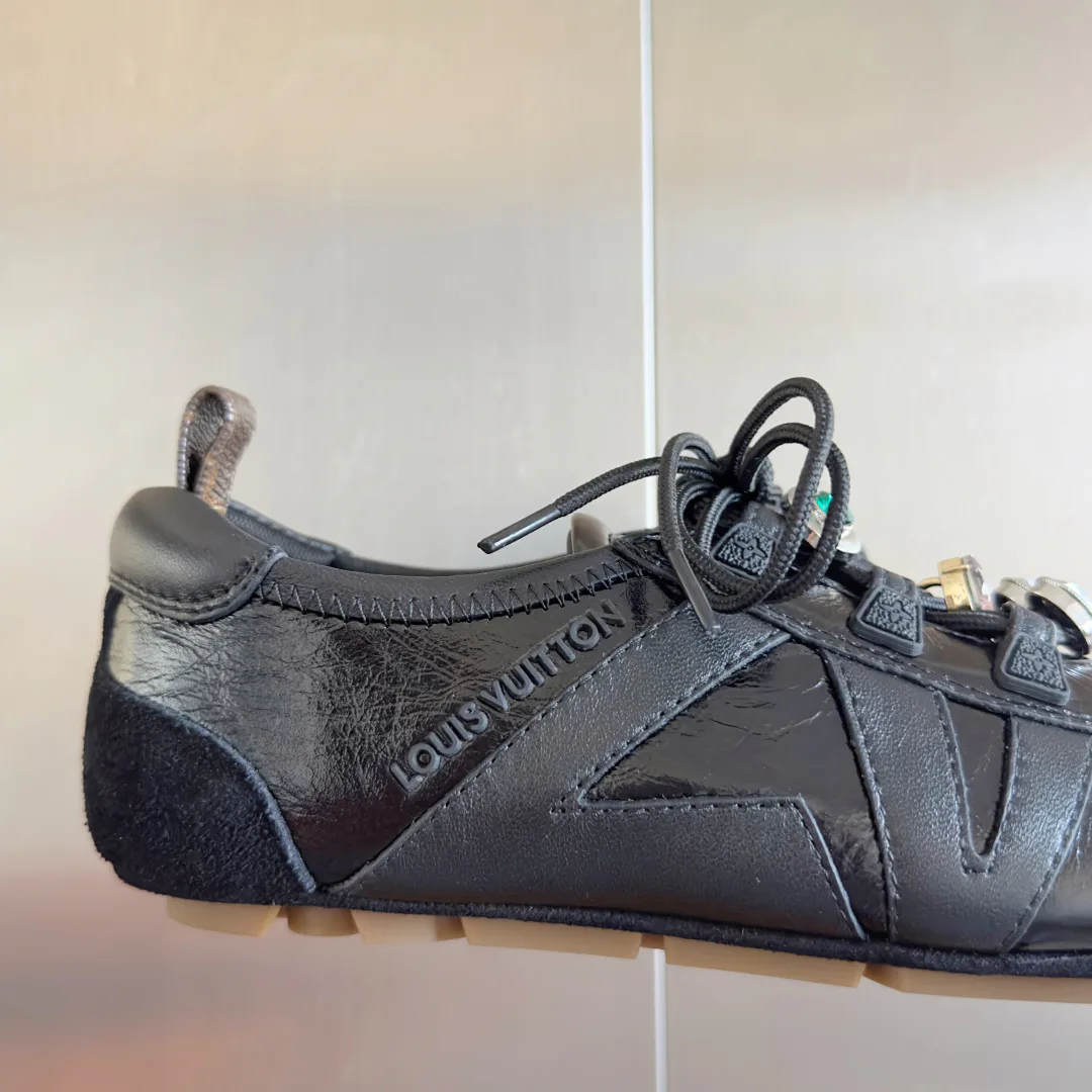 Кроссовки Женские Louis Vuitton 3098239