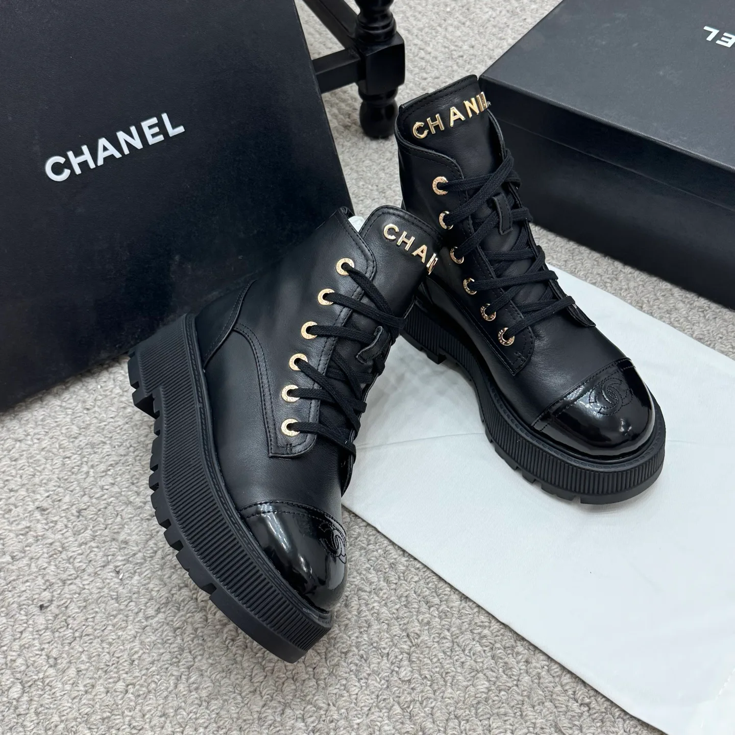Ботинки Женские Chanel 19528651