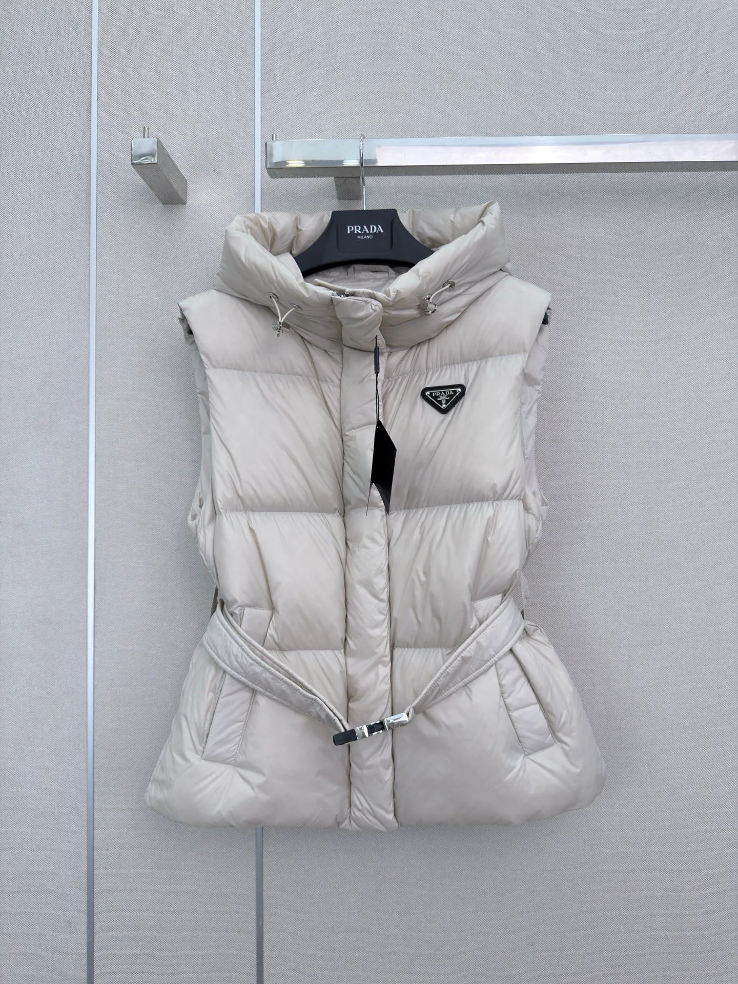 Куртки И Пуховики Женские Prada 18127502
