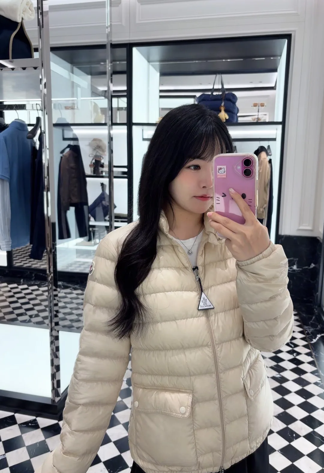 Куртки И Пуховики Женские Moncler 18746479