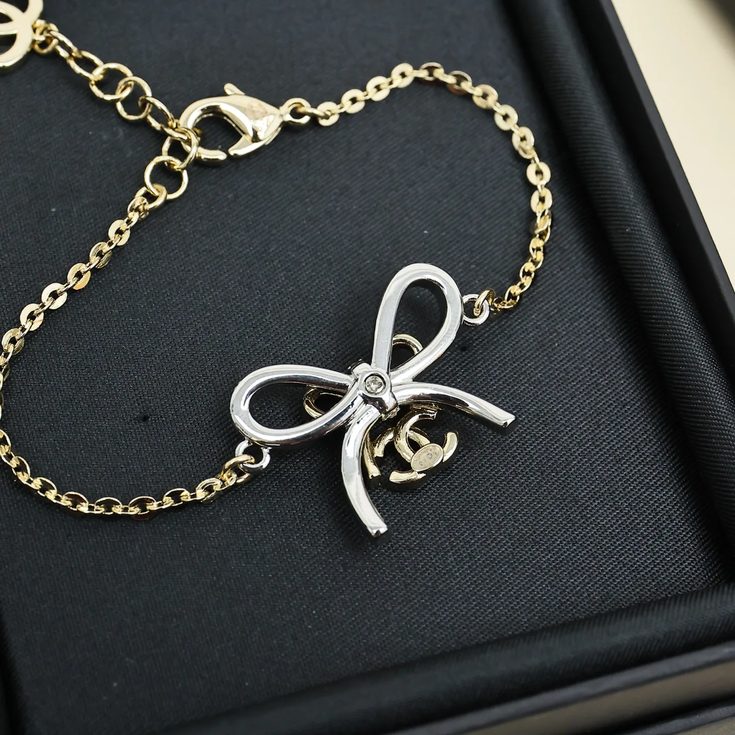 Бижутерия Chanel 225260