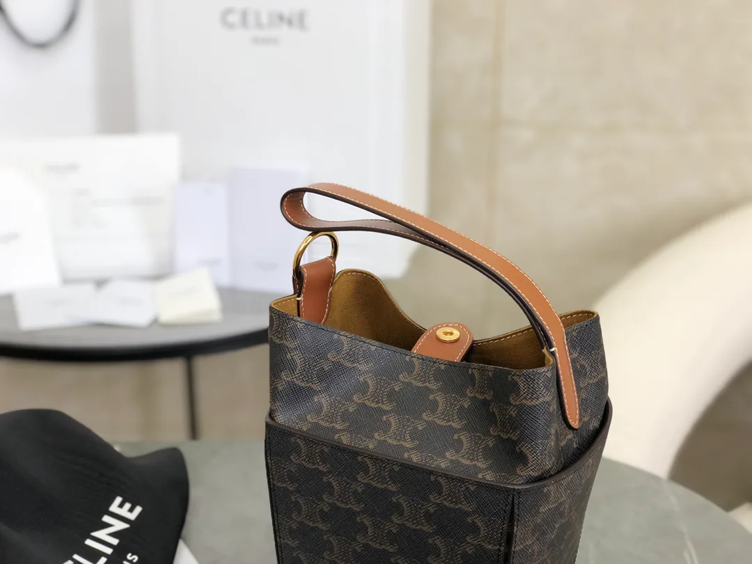 Сумки На Ремне Женские Celine 133535