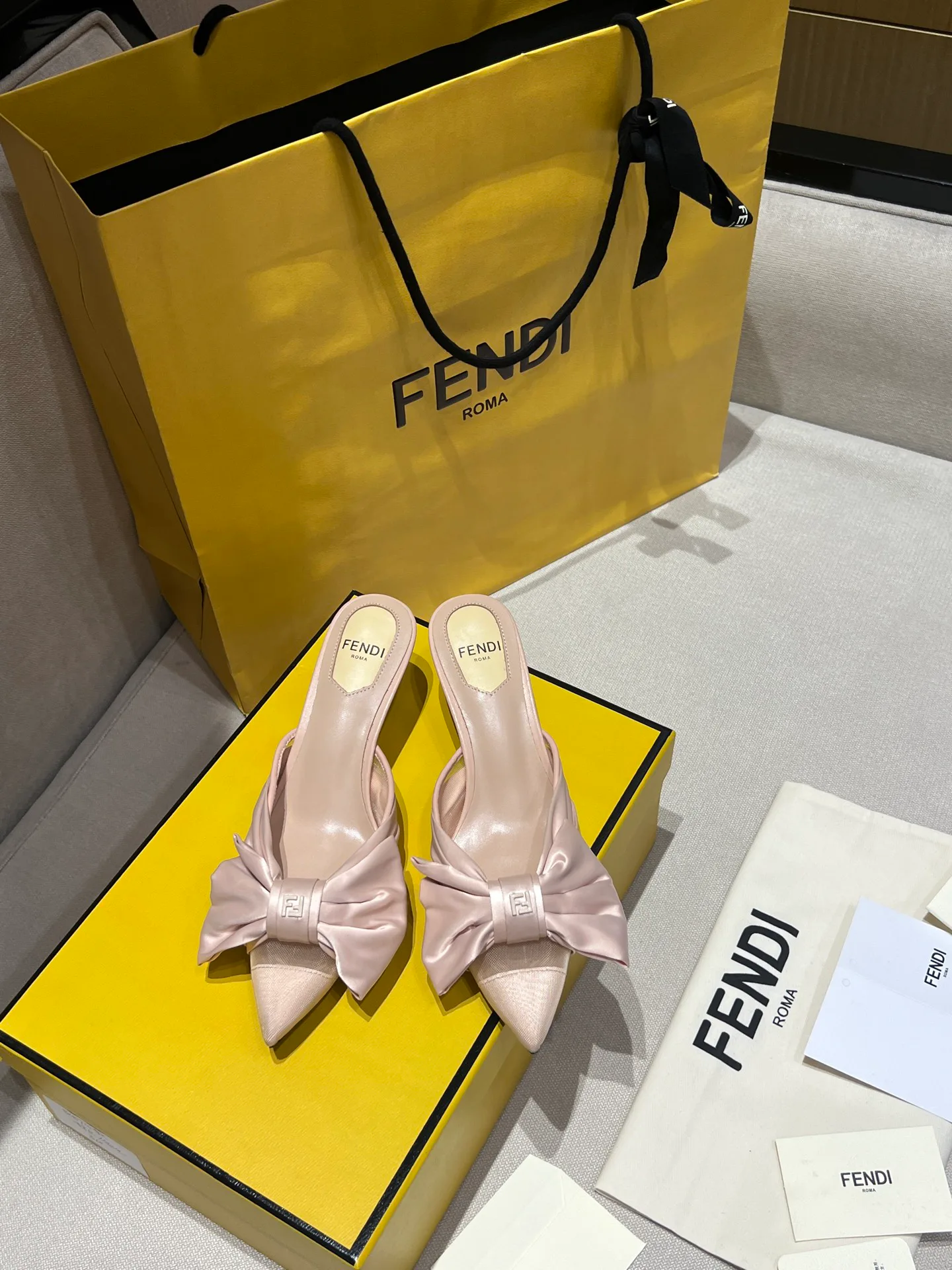 Босоножки Женские Fendi 11620490