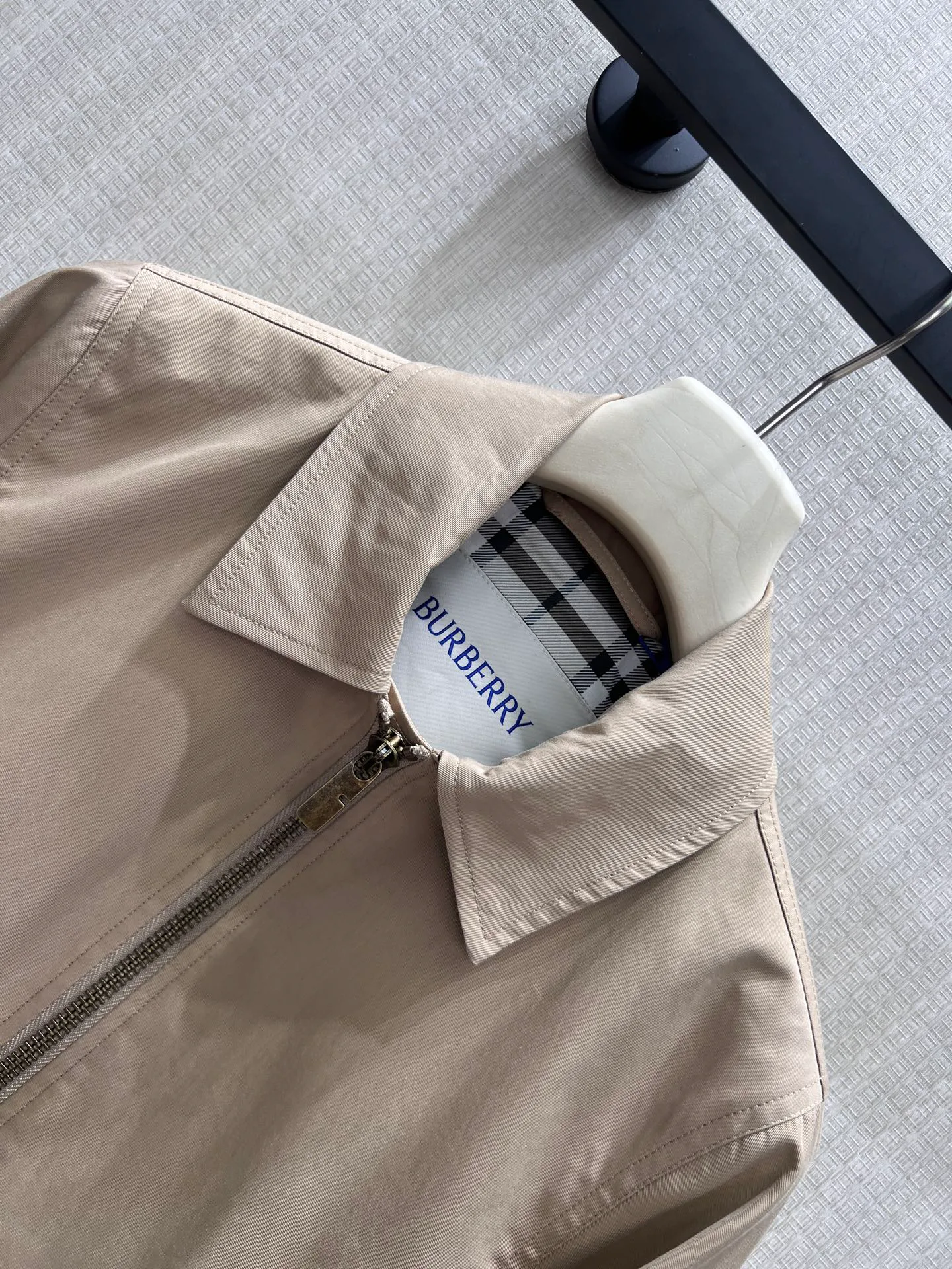 Куртки И Пуховики Женские Burberry 17719136