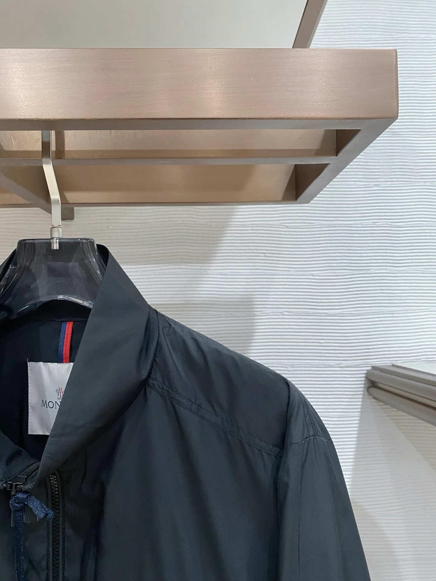 Куртки И Пуховики Мужские Moncler 11392156