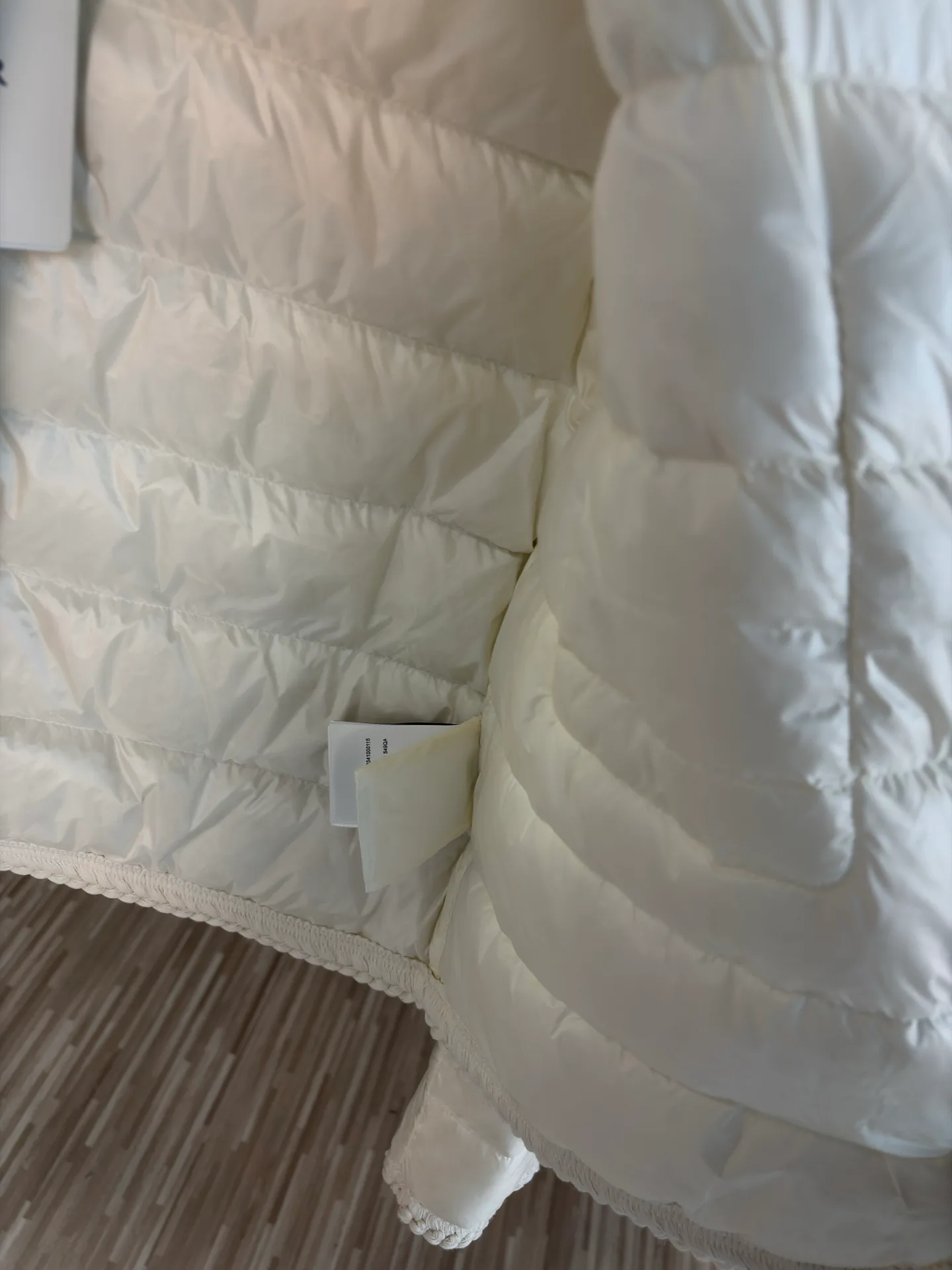 Куртки И Пуховики Женские Moncler 18600028