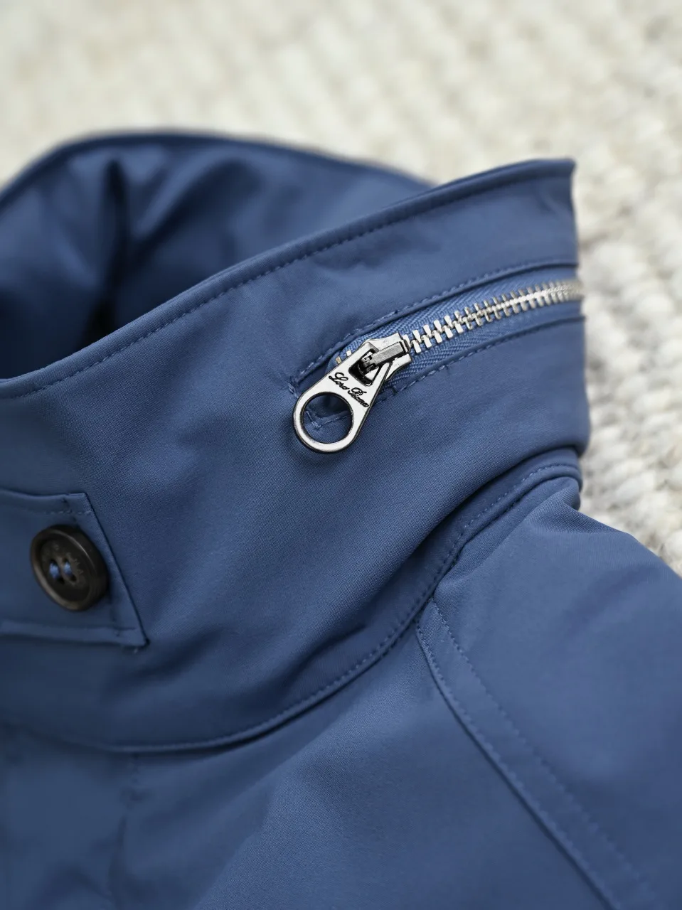 Куртки И Пуховики Женские Loro Piana 17763656