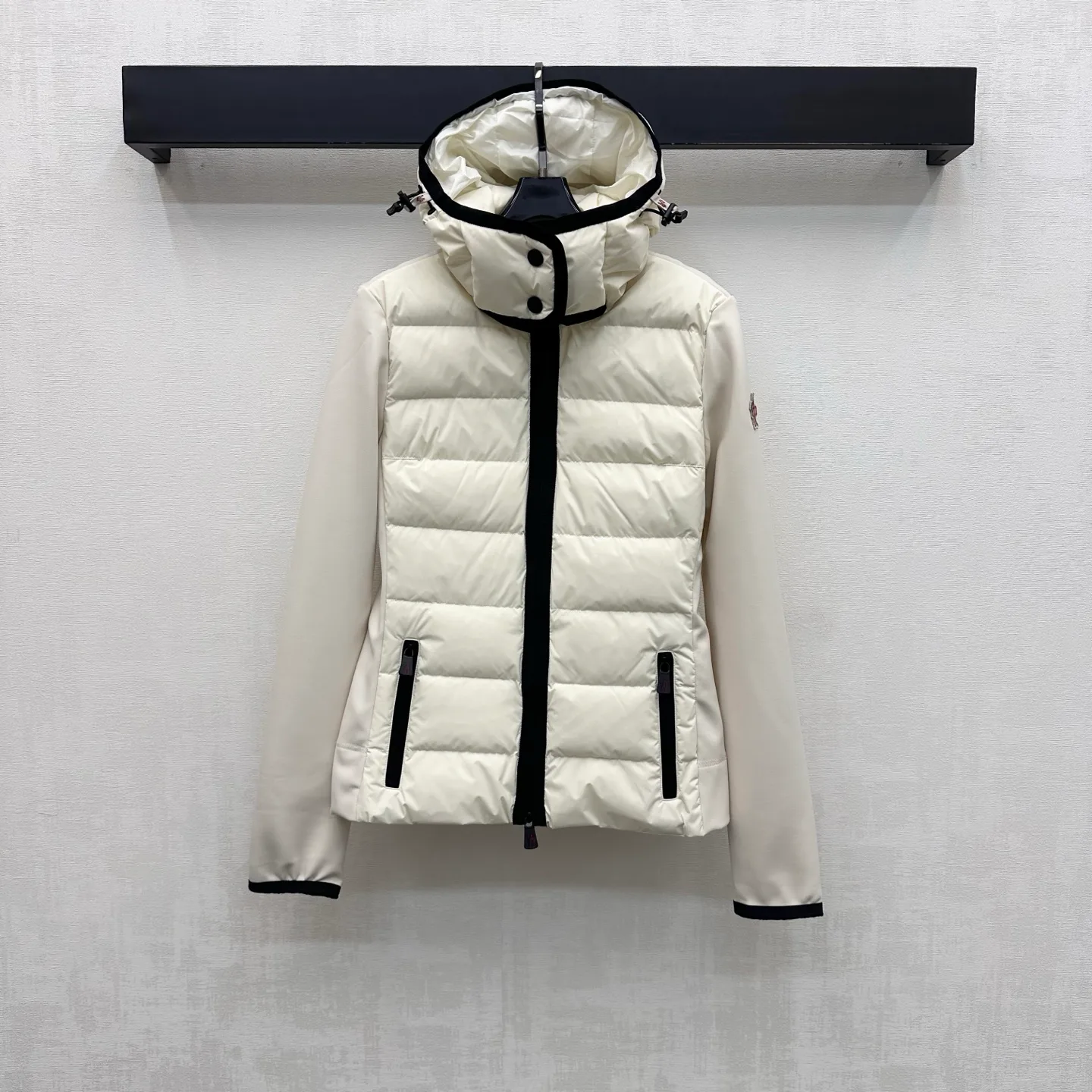 Куртки И Пуховики Женские Moncler 18555764