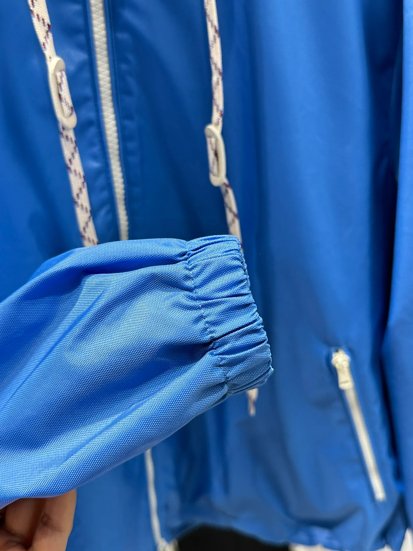 Куртки И Пуховики Женские Gucci 9495979