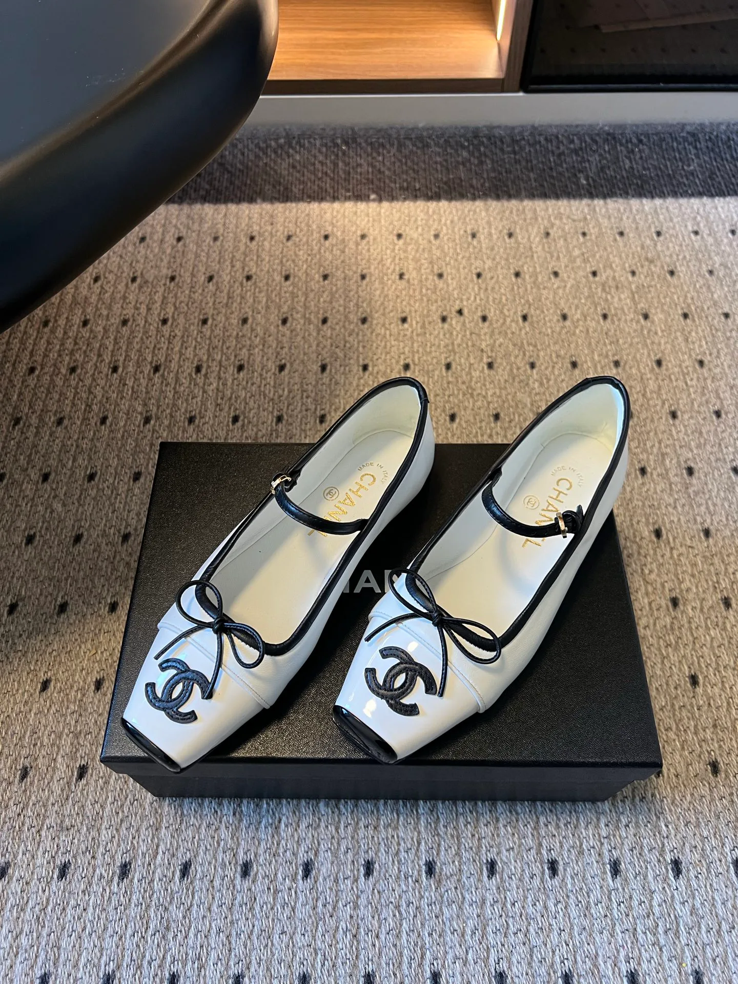 Туфли Женские Chanel 19262506