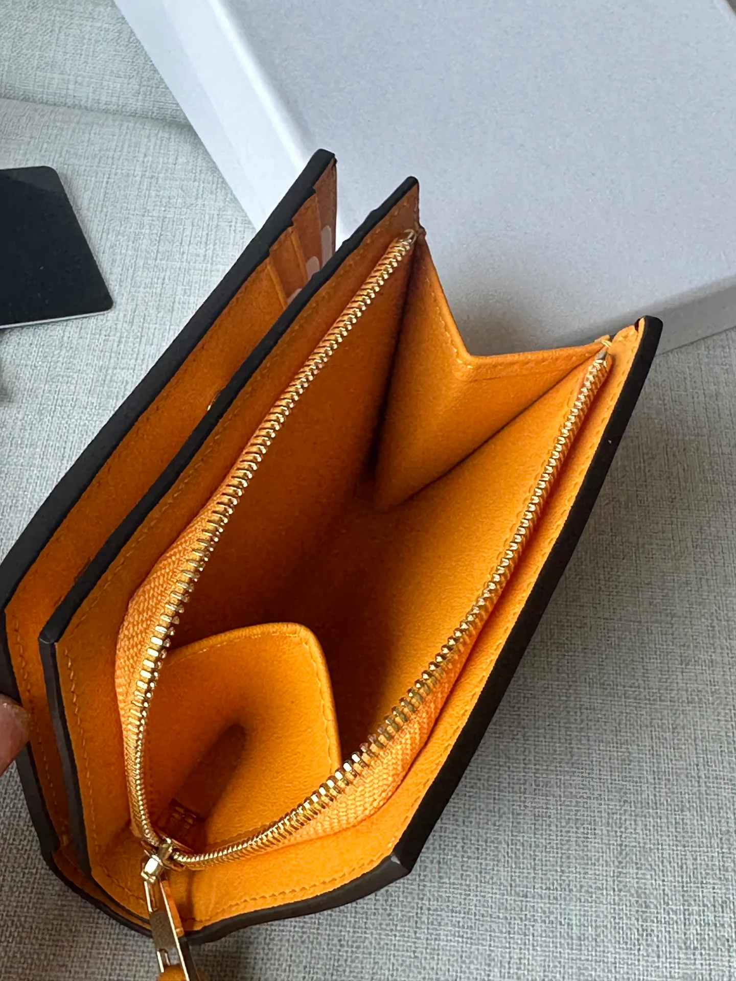 Клатчи Женские Loewe 13463692