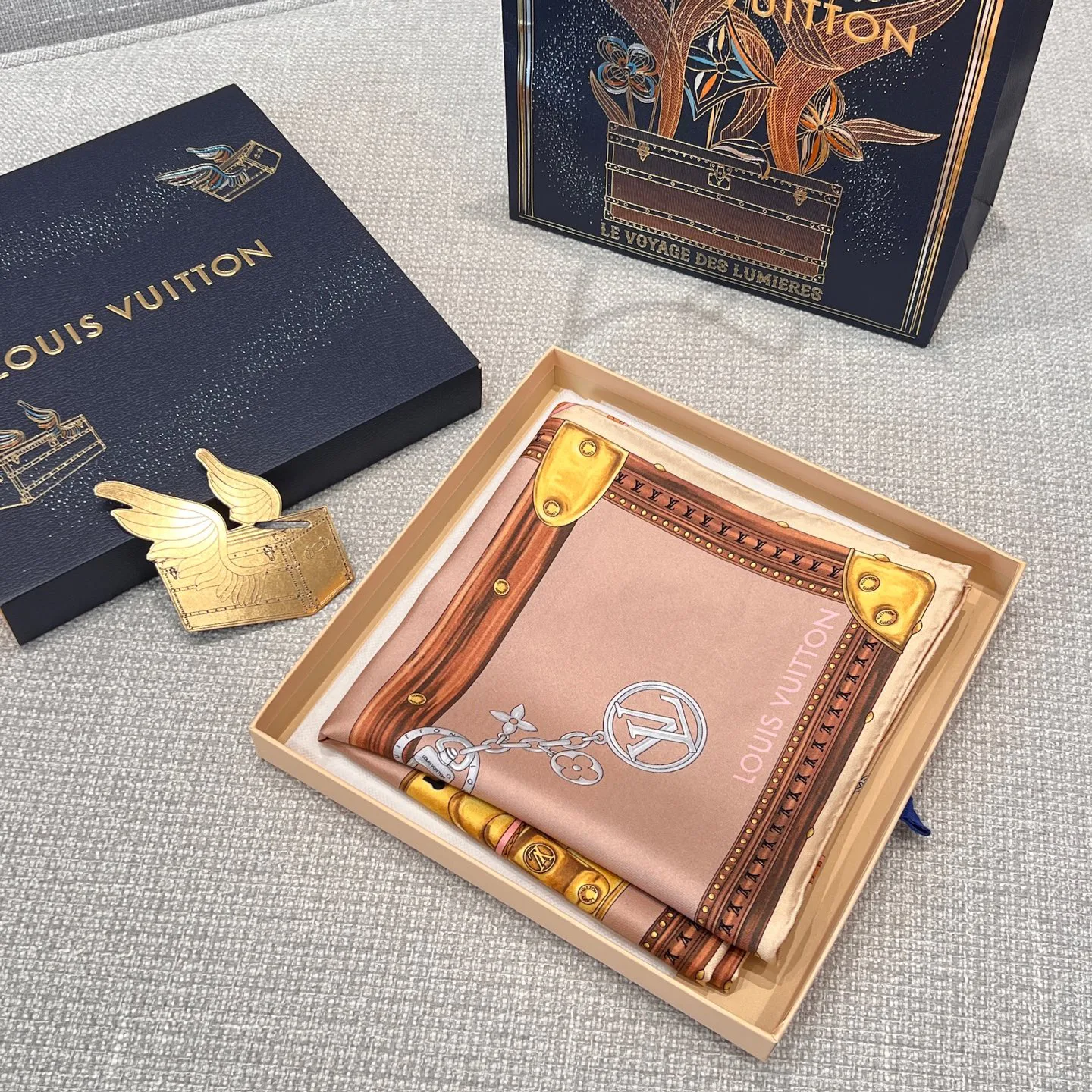 Платки Louis Vuitton 11613514