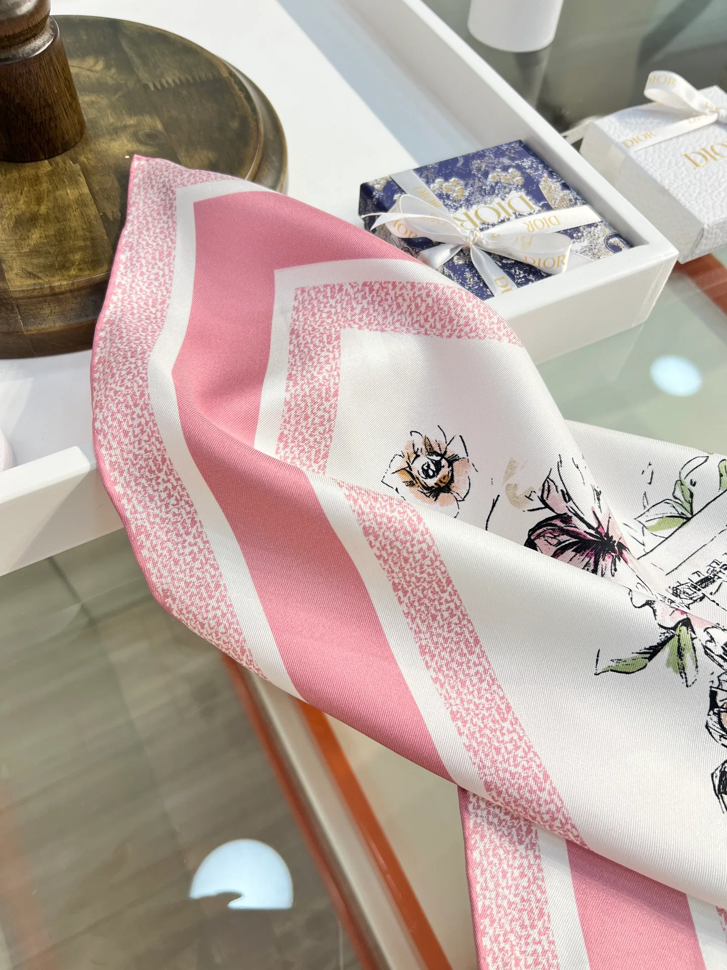 Платки Christian Dior 11882893