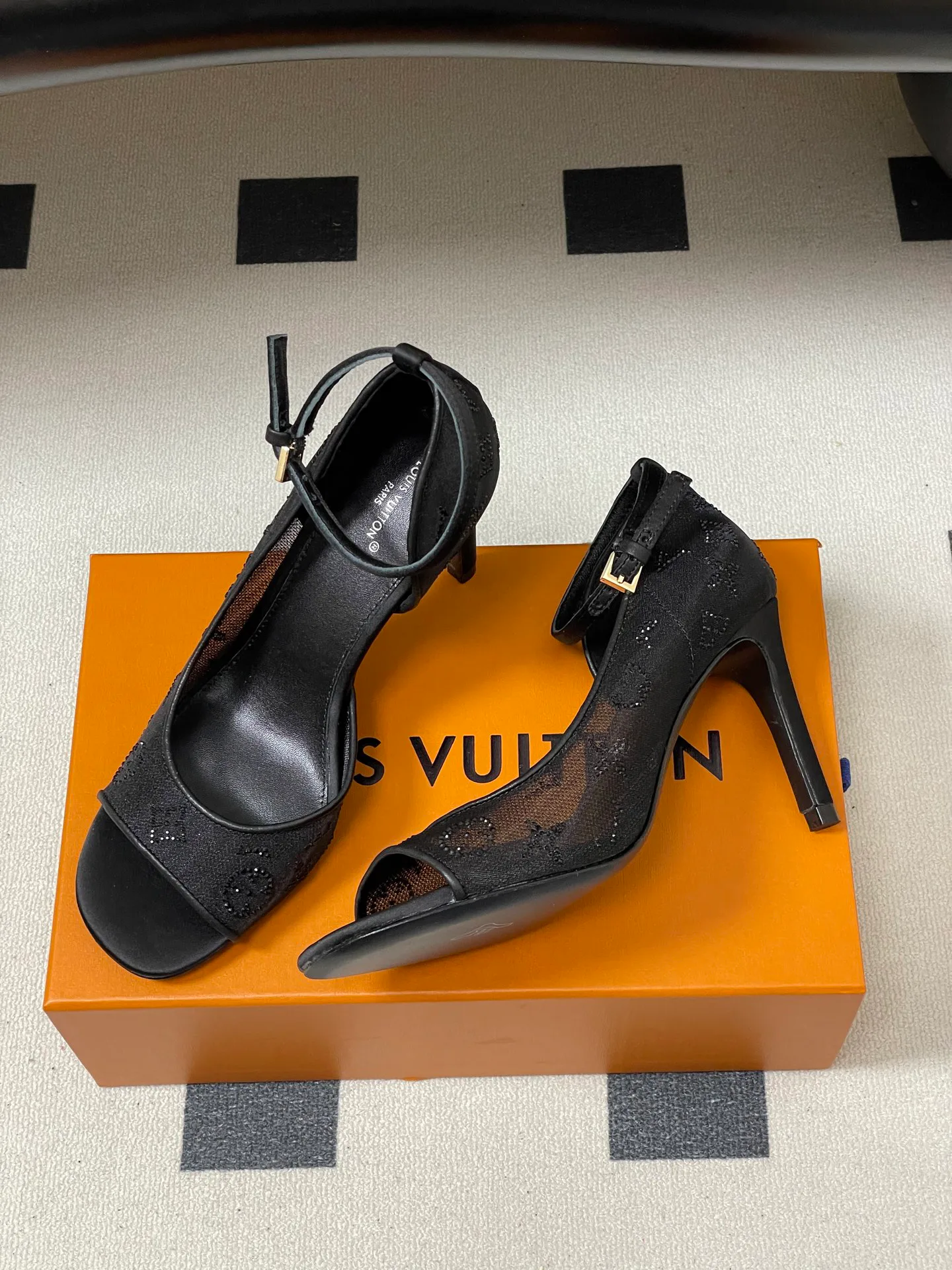 Туфли Женские Louis Vuitton 2597145