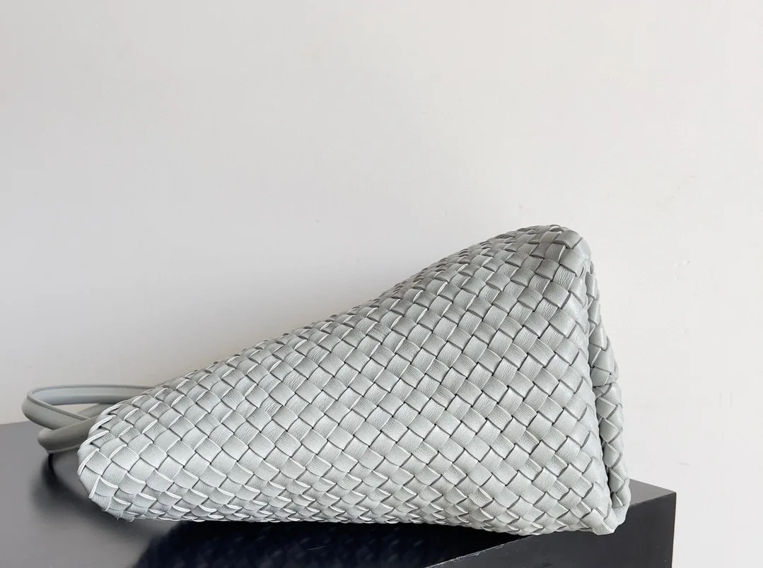 Классические Сумки Женские Bottega Veneta 11387803