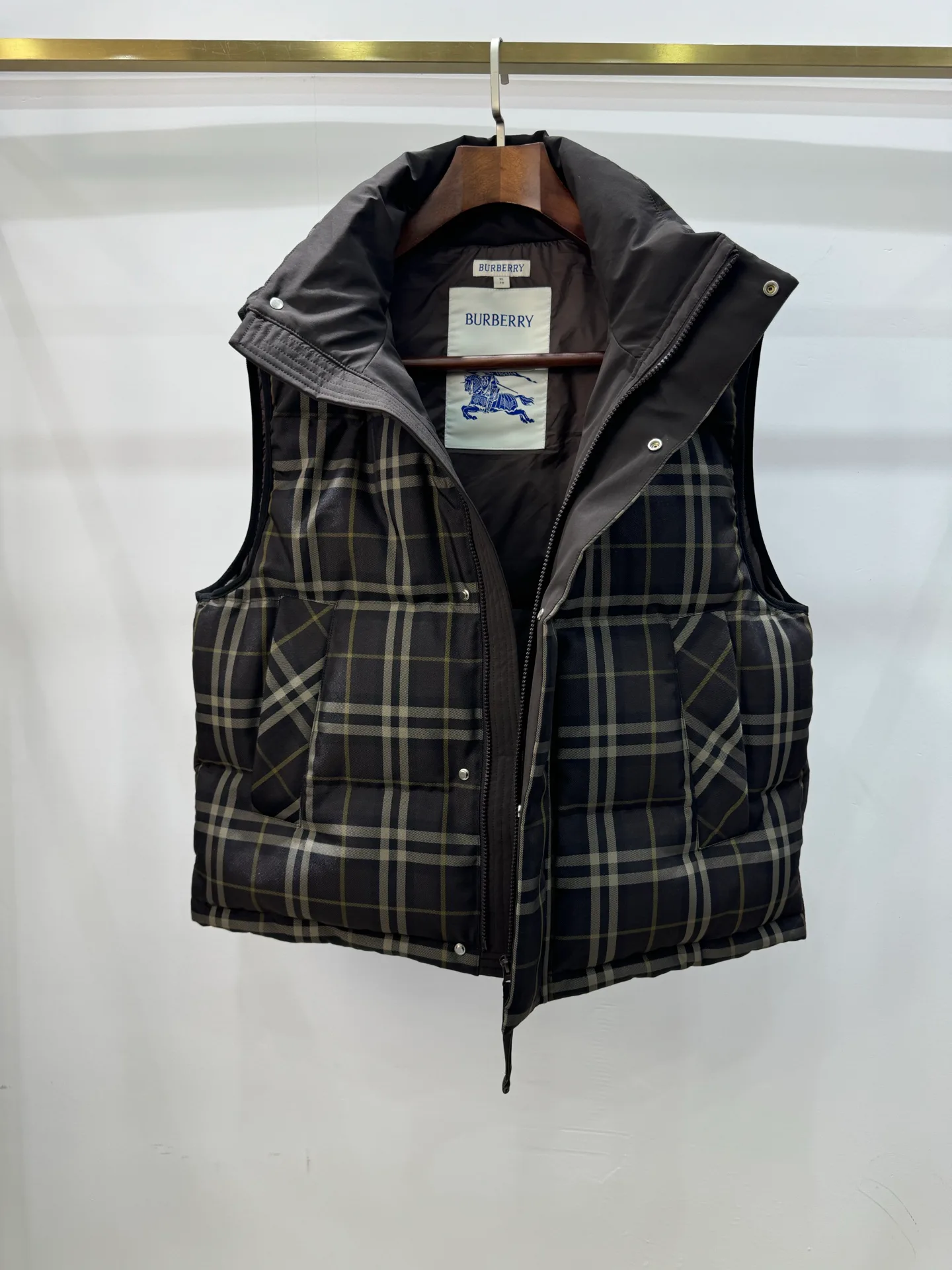 Жилеты Женские Burberry 19325560