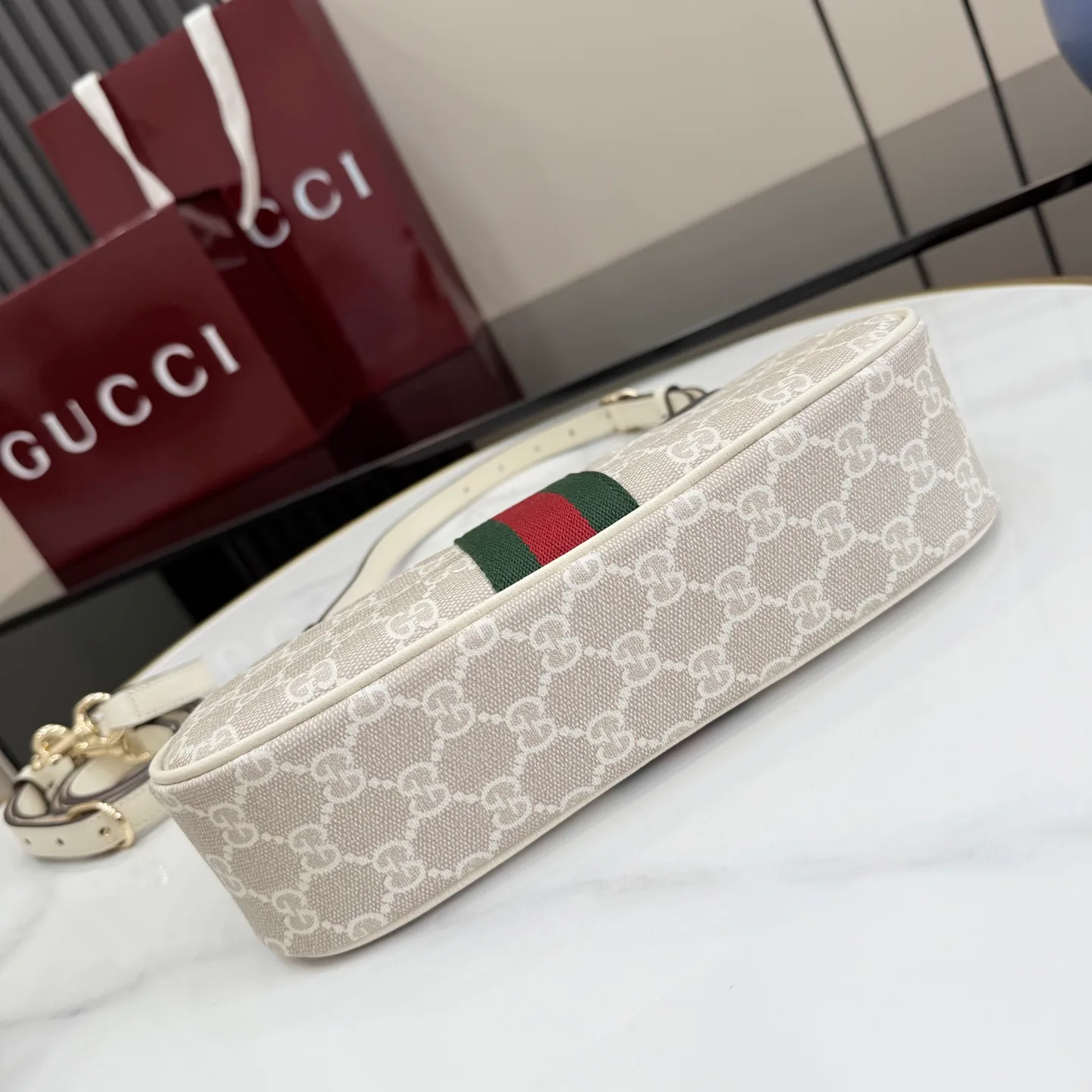 Классические Сумки Женские Gucci 13435211