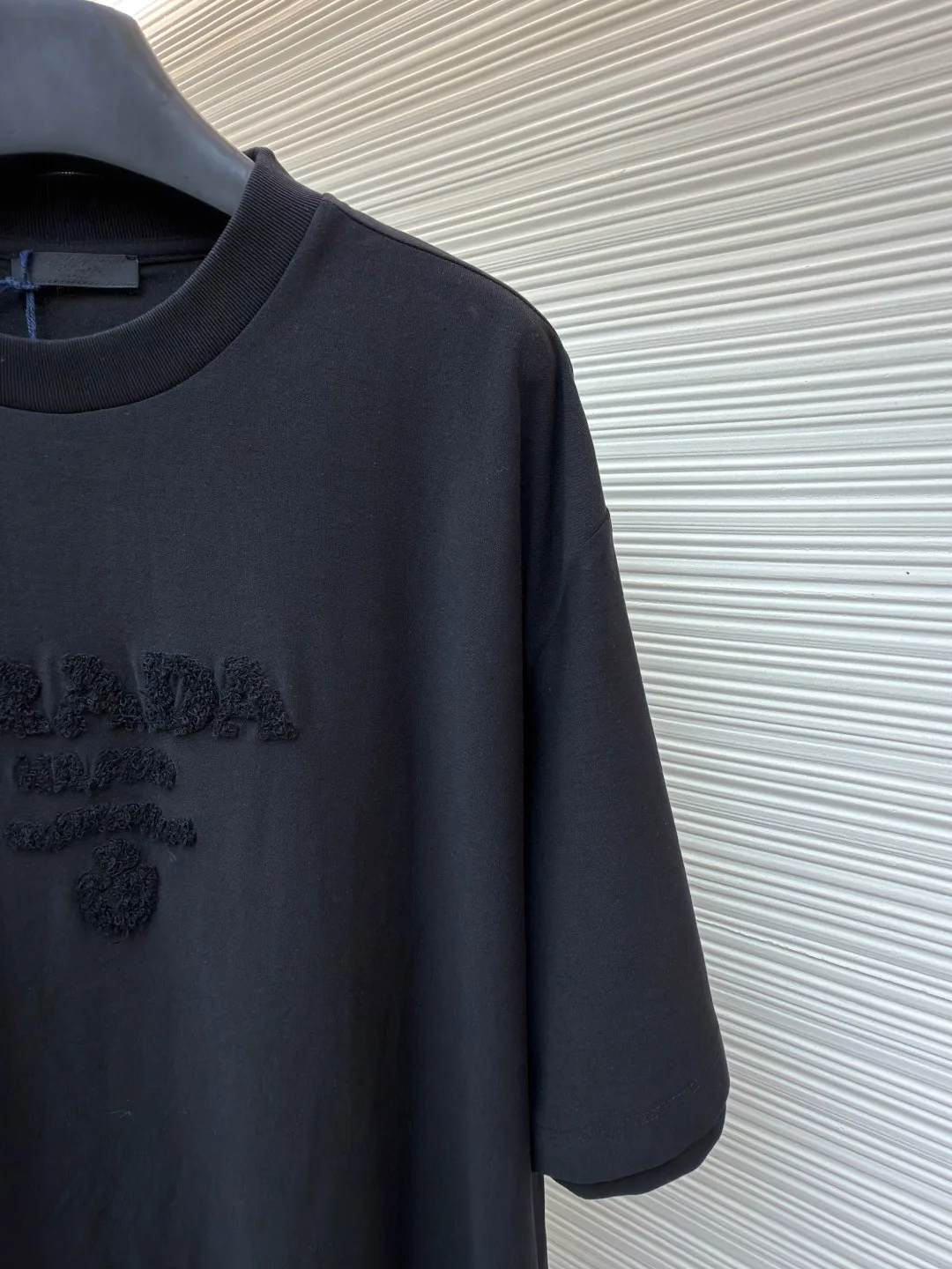 Футболки Женские Prada 18191382