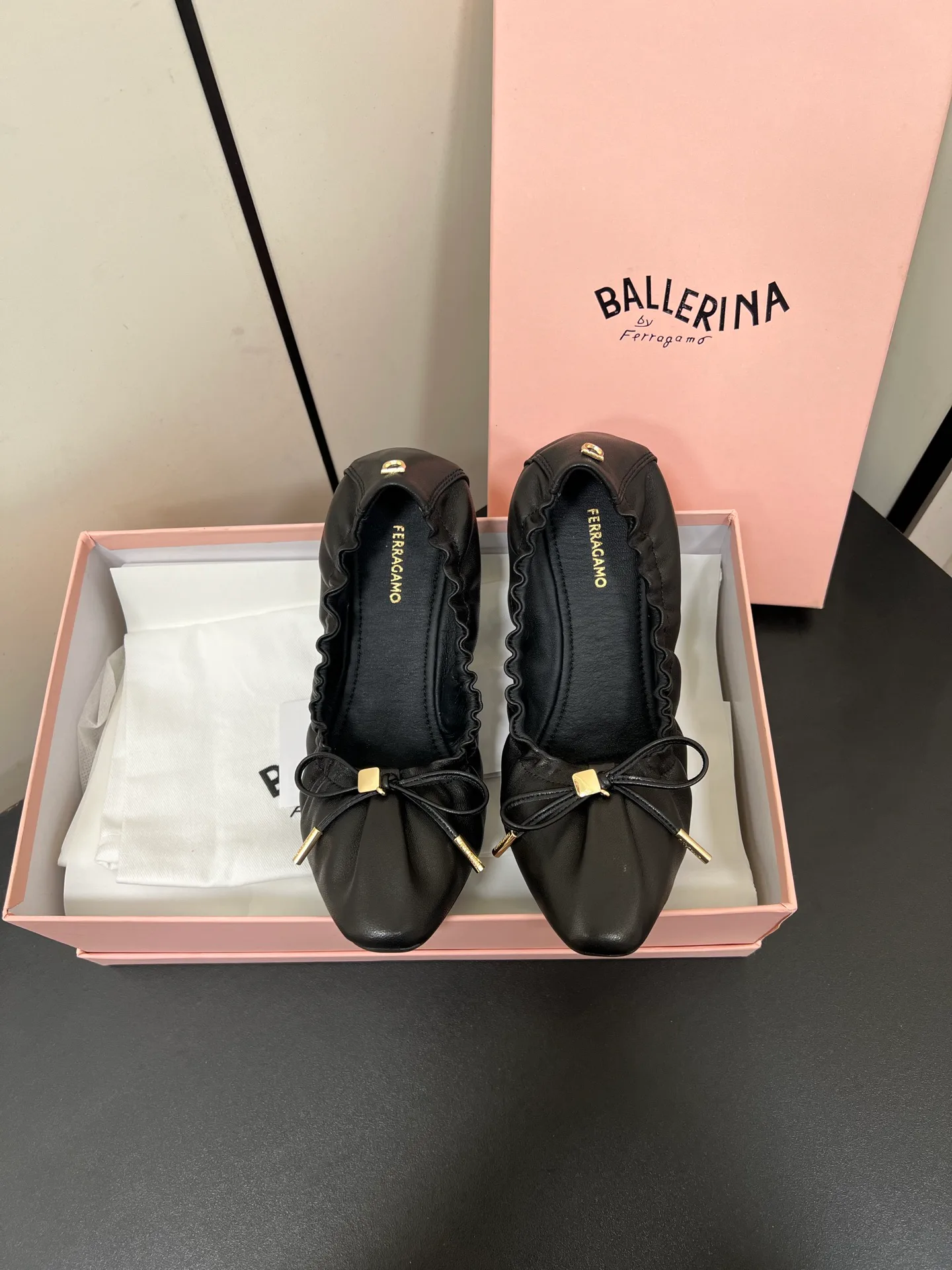 Балетки Женские Salvatore Ferragamo 578174