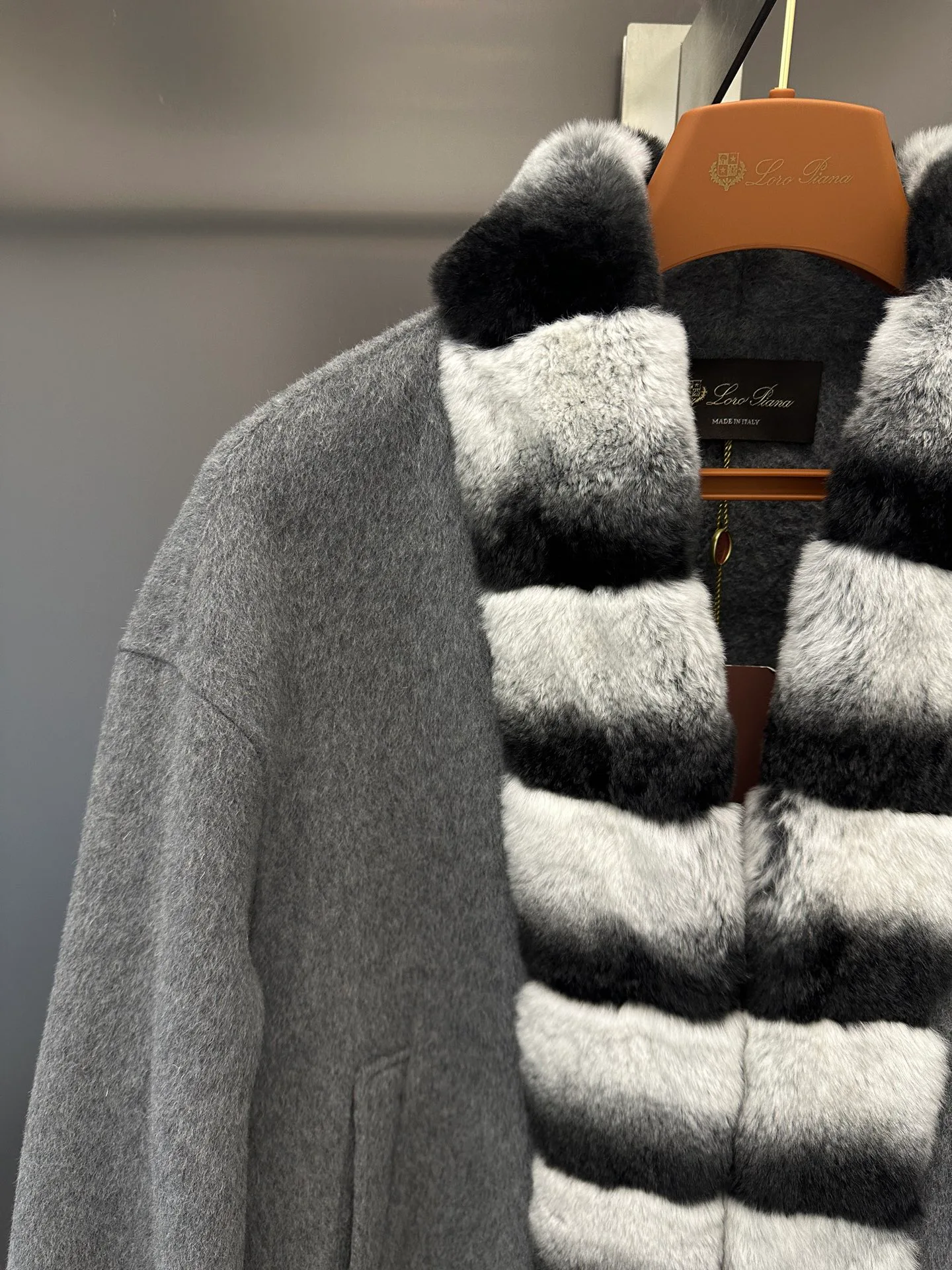 Пальто Женские Loro Piana 18226705
