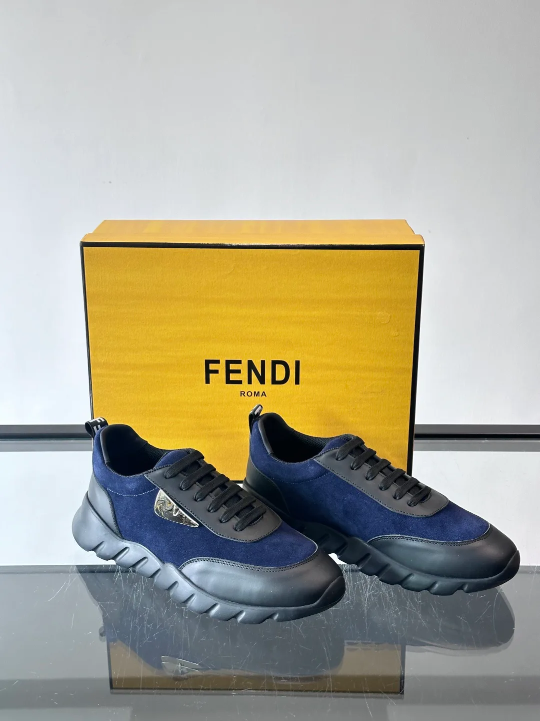 Кроссовки Мужские Fendi 5267119