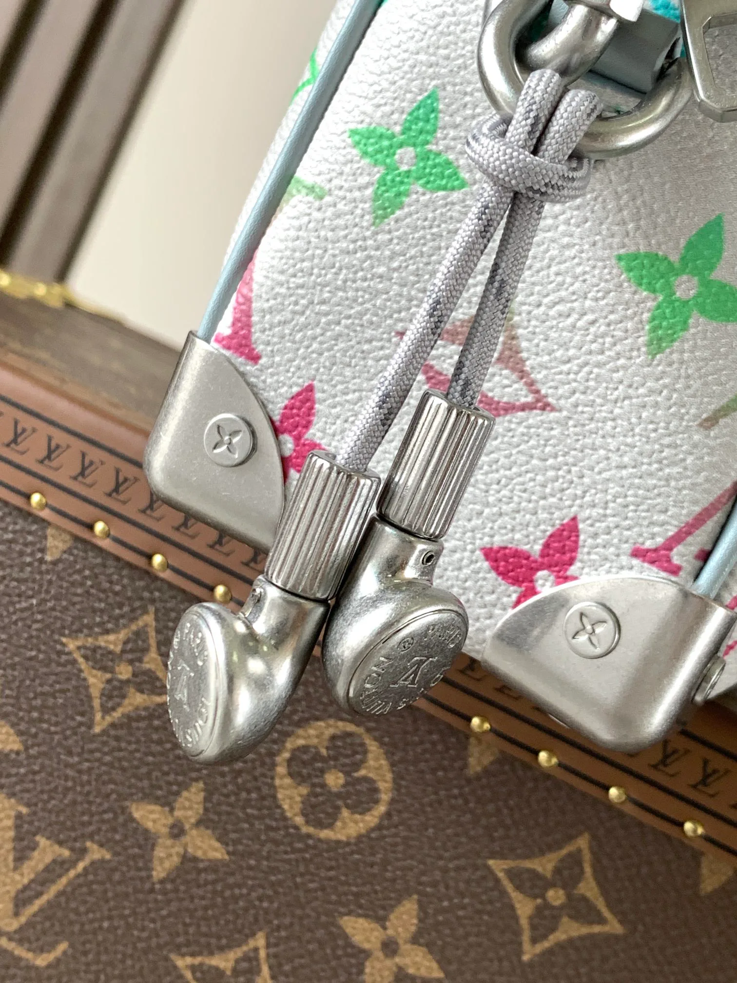 Сумки На Ремне Женские Louis Vuitton 11704176